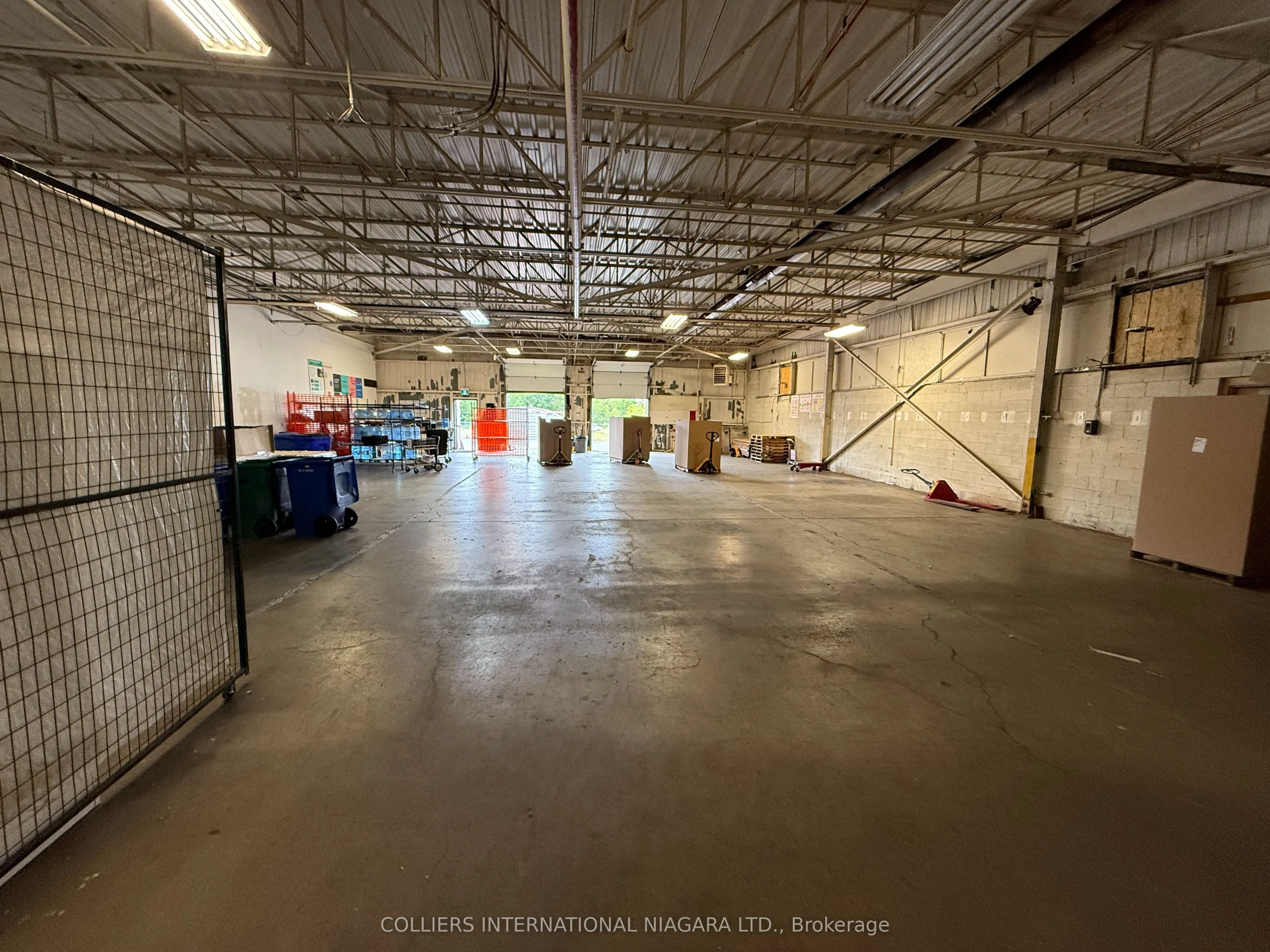 120 WELLINGTON Street N, #5