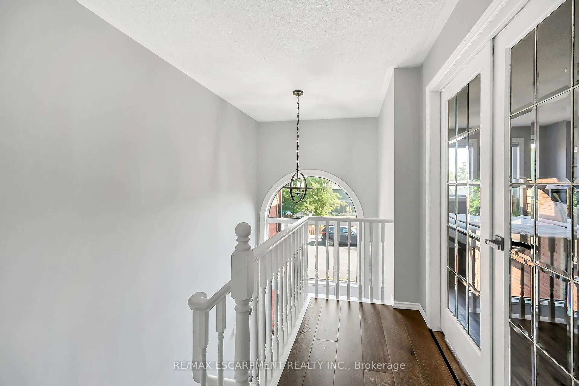 54 Argyle Street S, #2