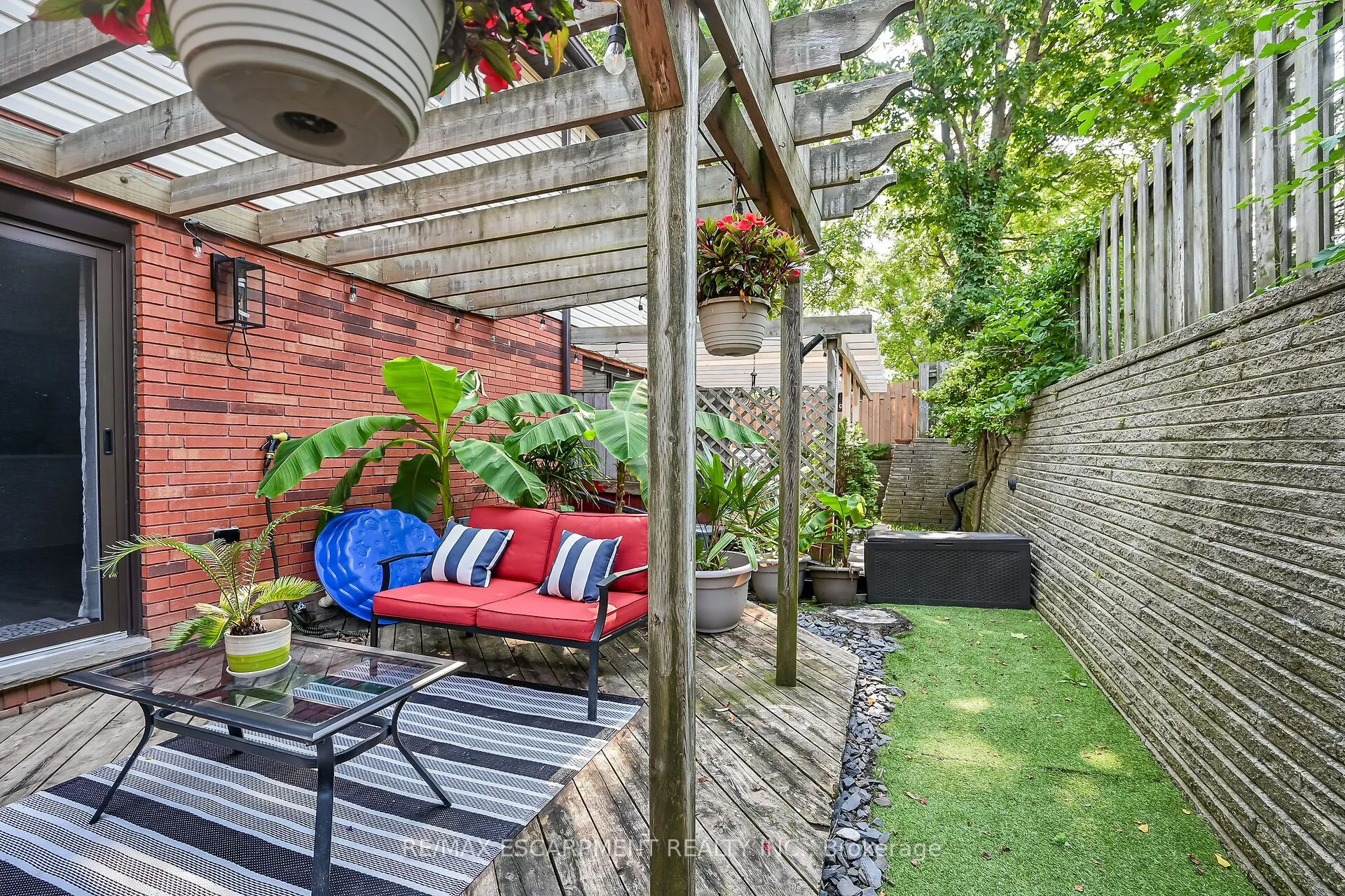54 Argyle Street S, #2