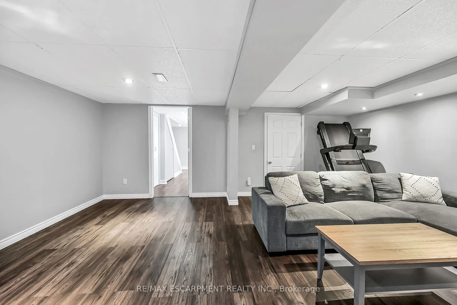 54 Argyle Street S, #2