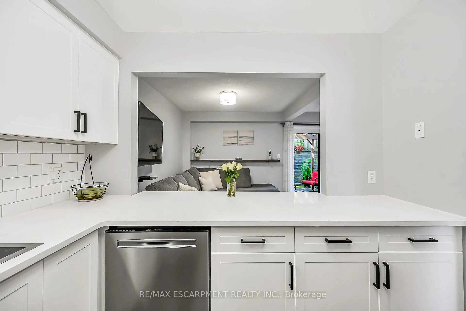 54 Argyle Street S, #2