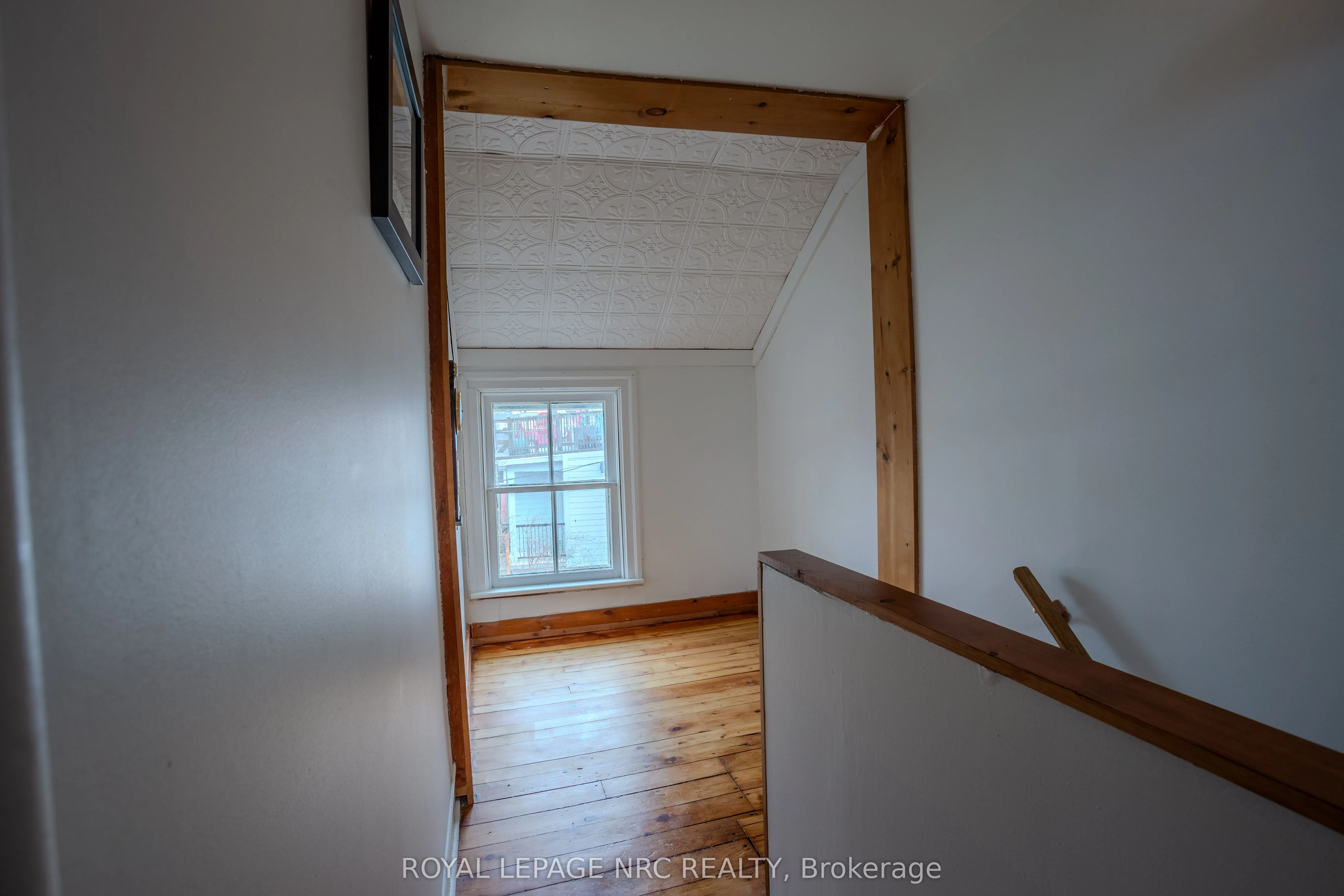 348 Ridge Road N