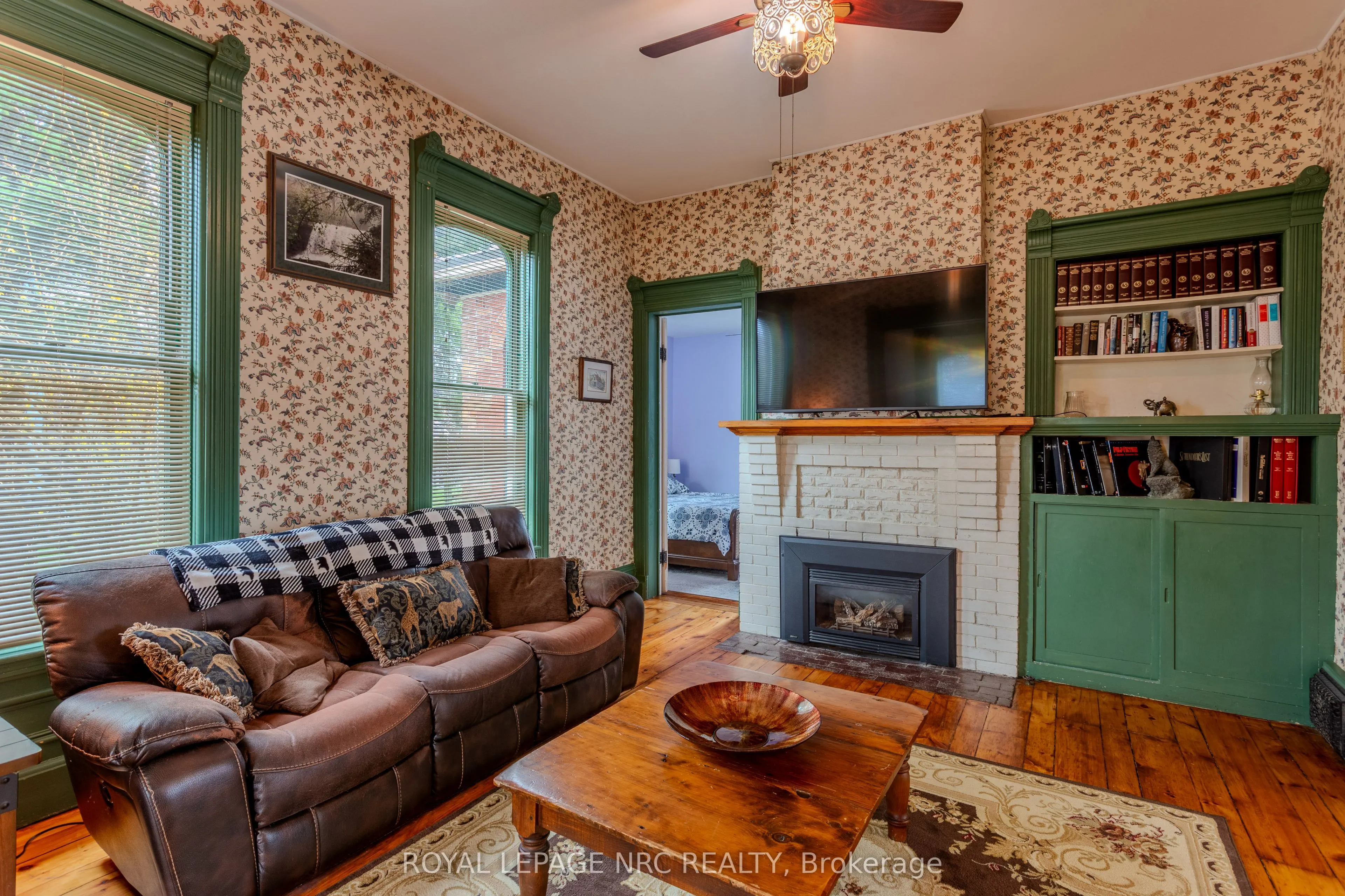 348 Ridge Road N