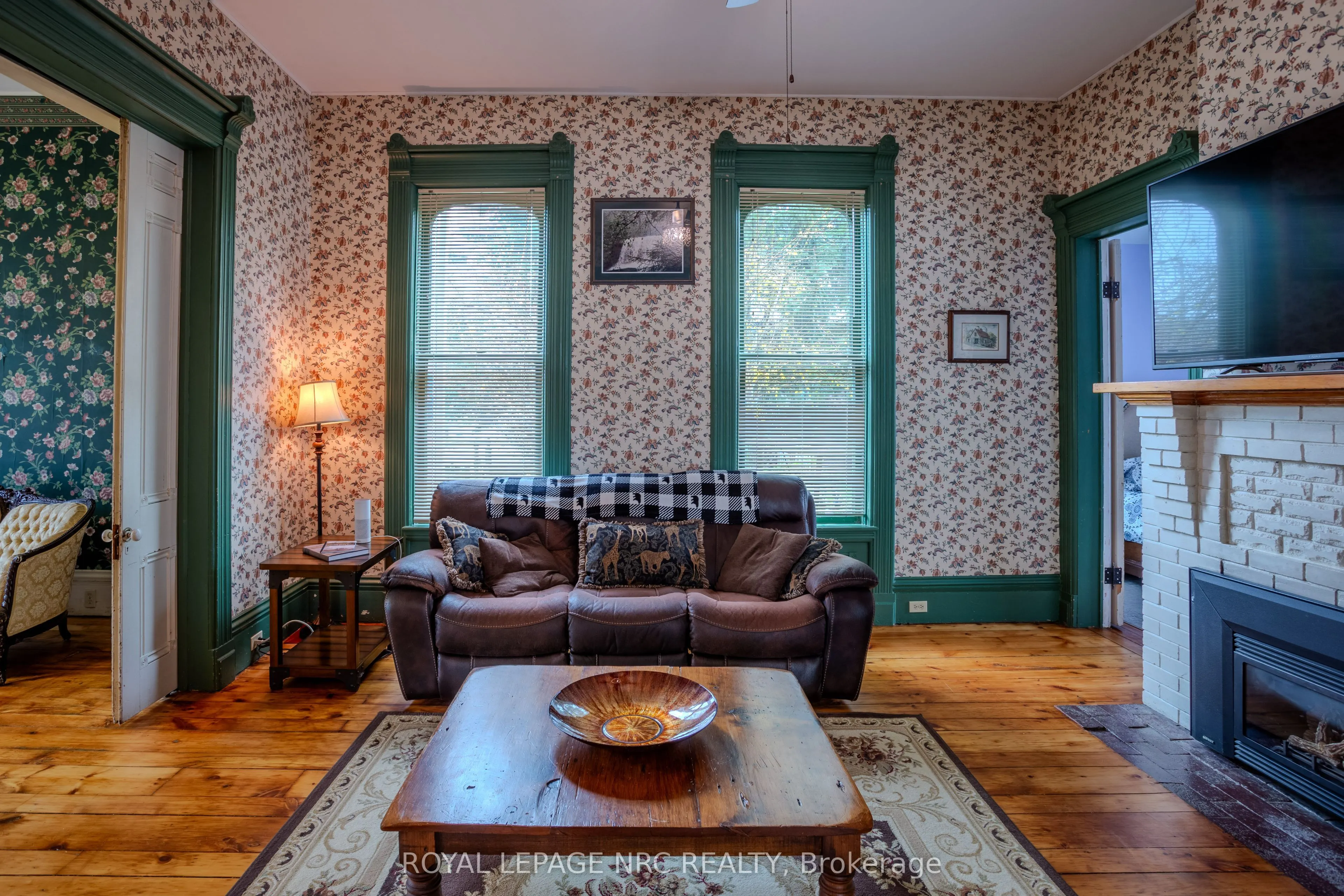 348 Ridge Road N