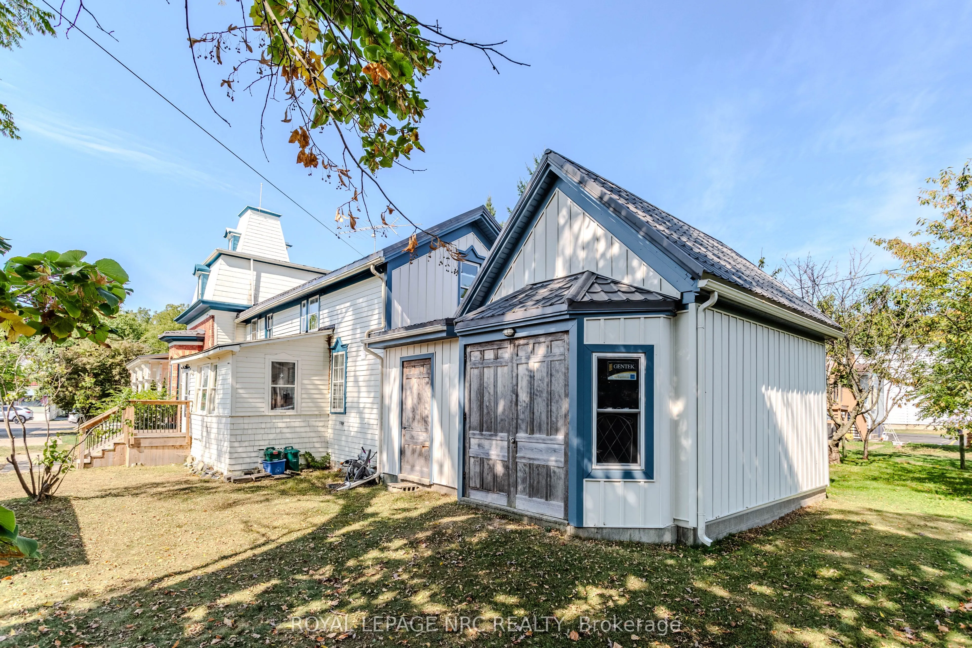 348 Ridge Road N
