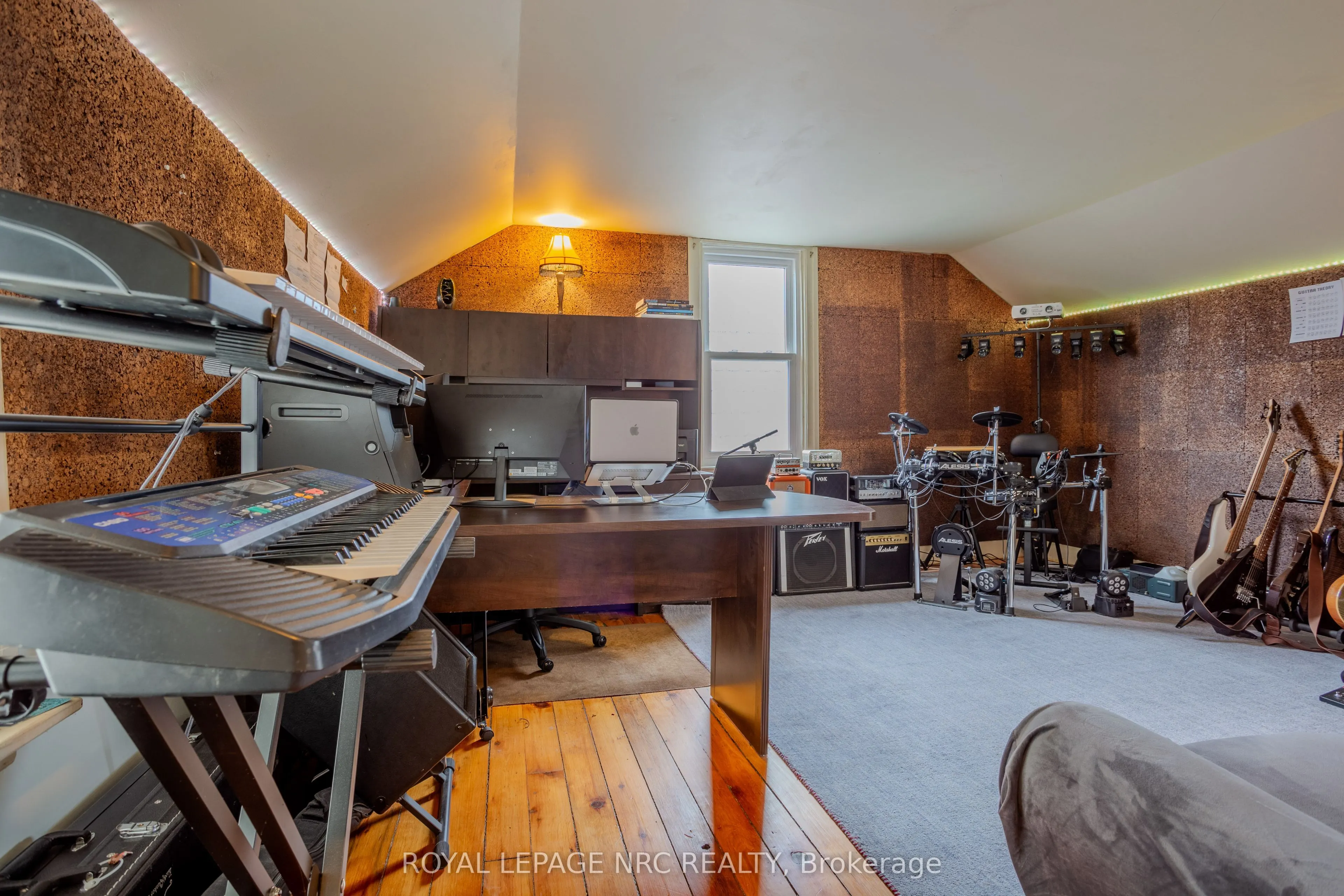 348 Ridge Road N