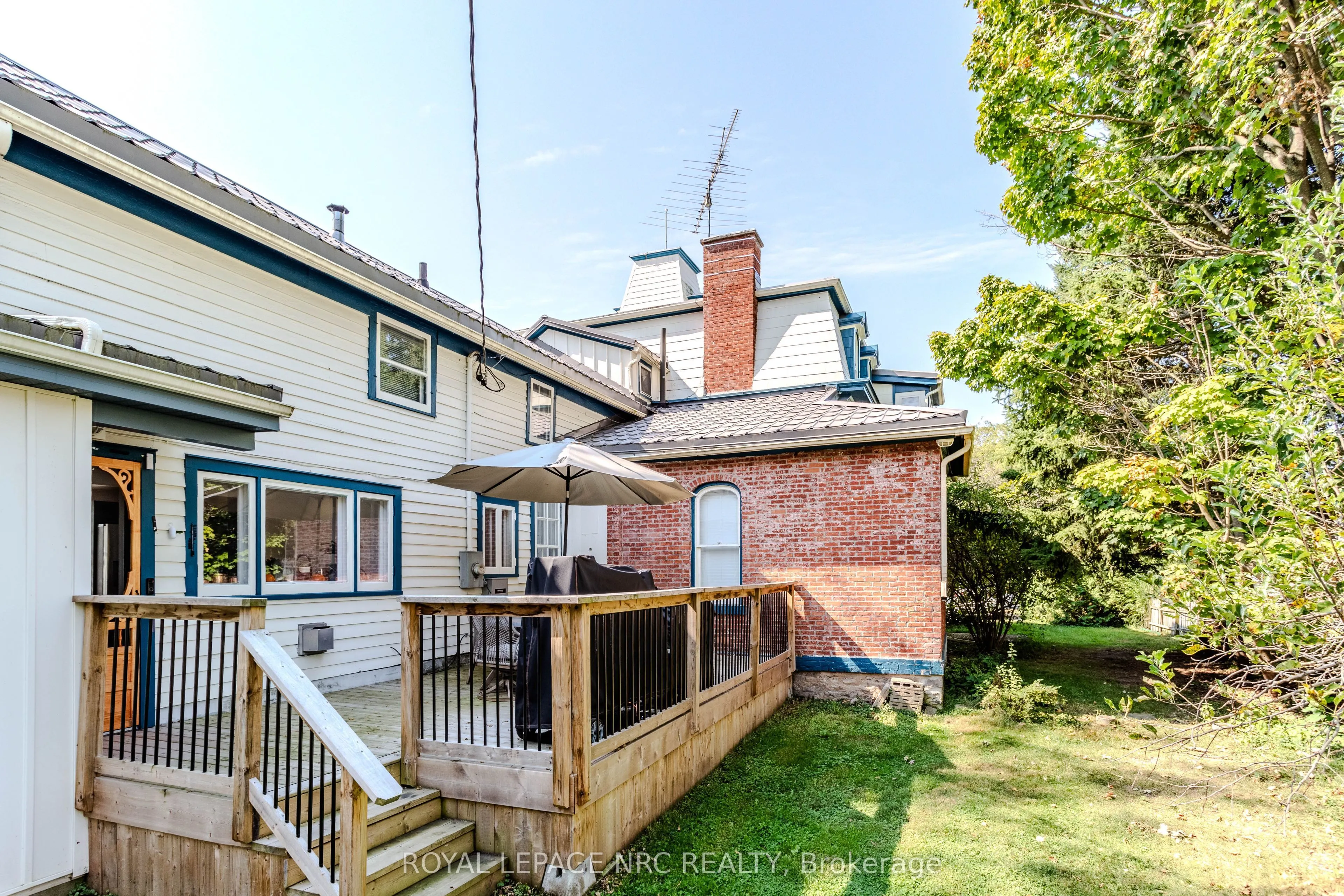 348 Ridge Road N
