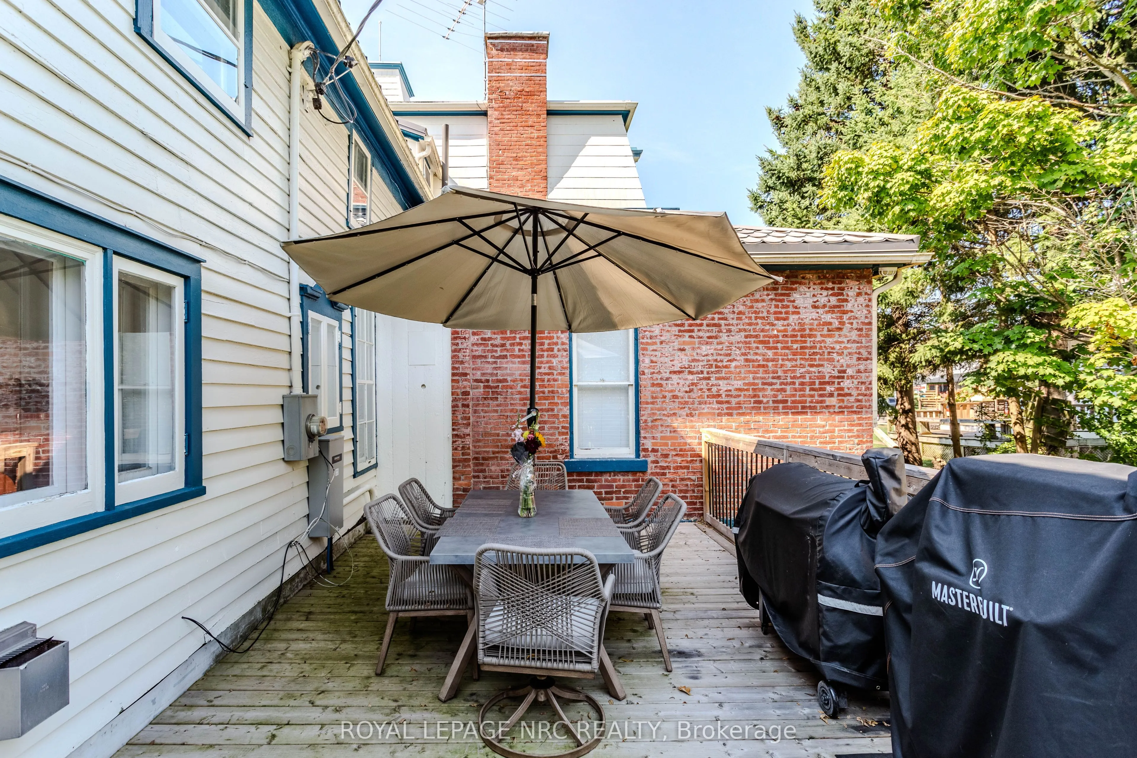 348 Ridge Road N