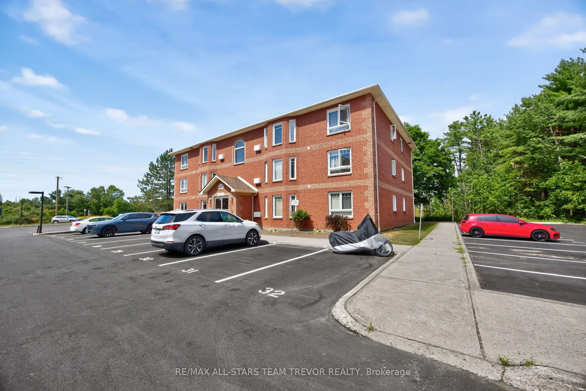 653 Cedar Lane, #104B