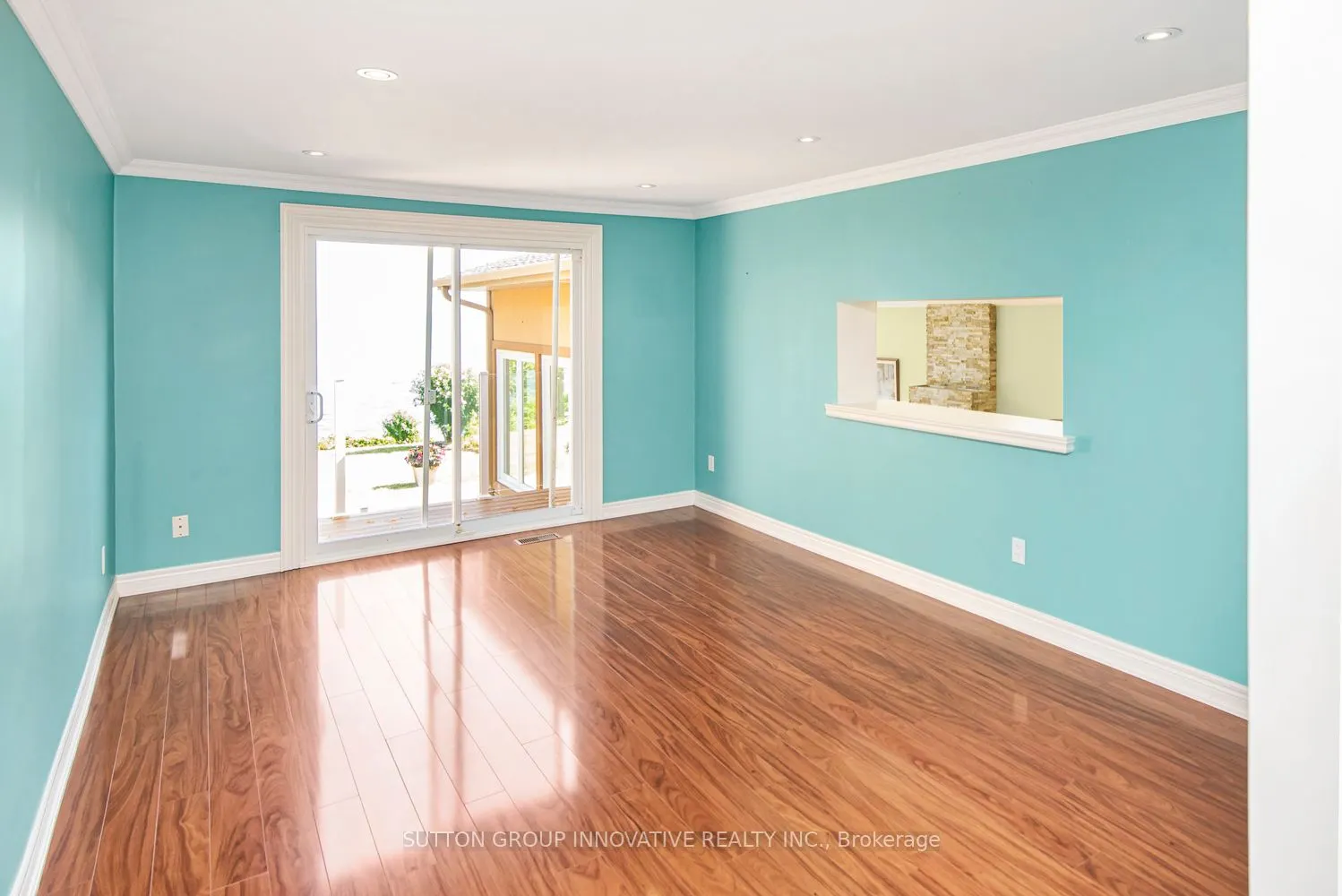 38 Lakeside Drive