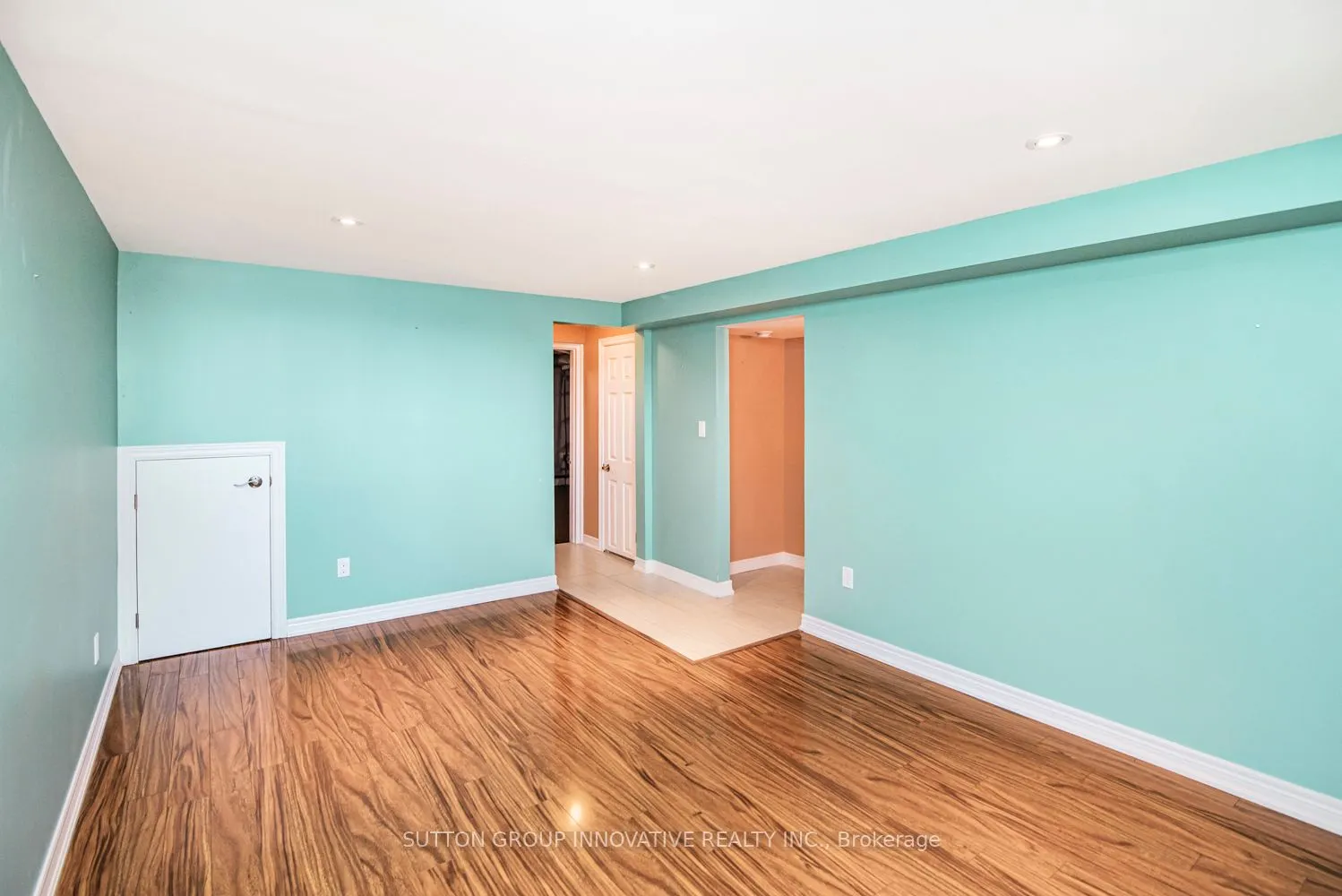 38 Lakeside Drive