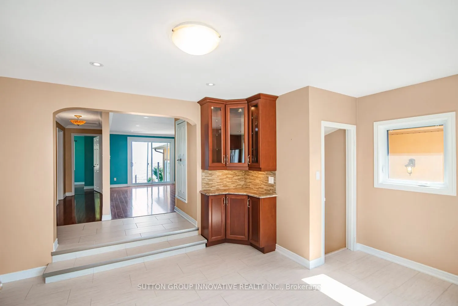 38 Lakeside Drive