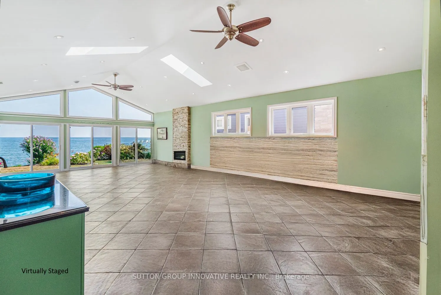 38 Lakeside Drive