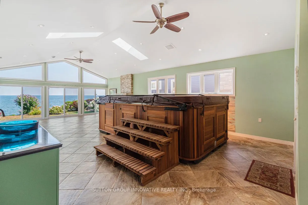 38 Lakeside Drive