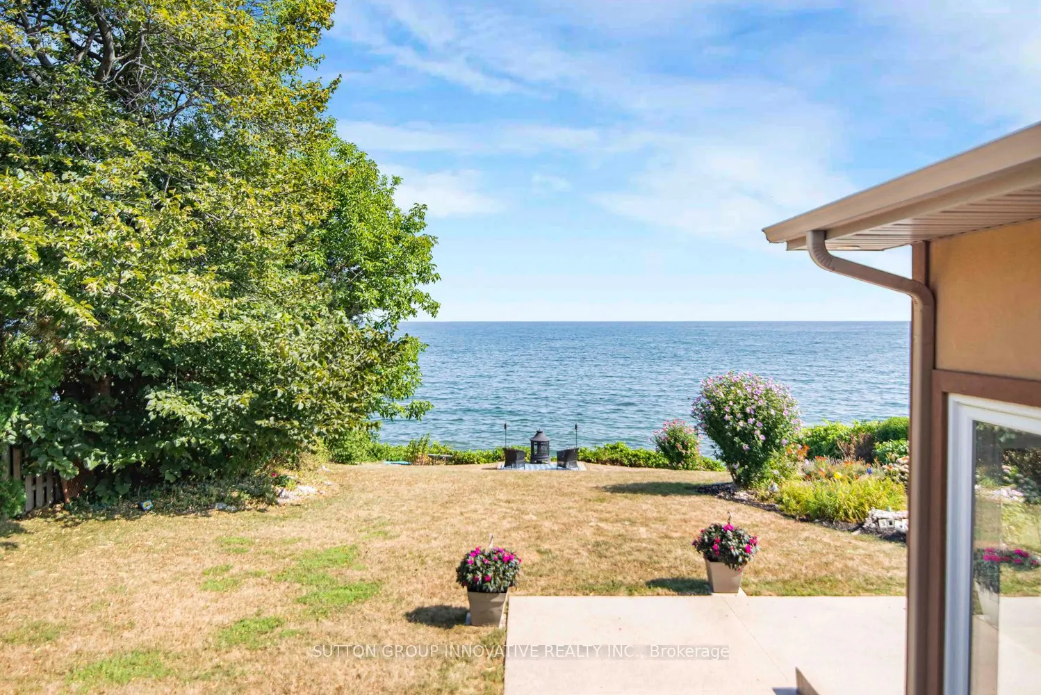 38 Lakeside Drive