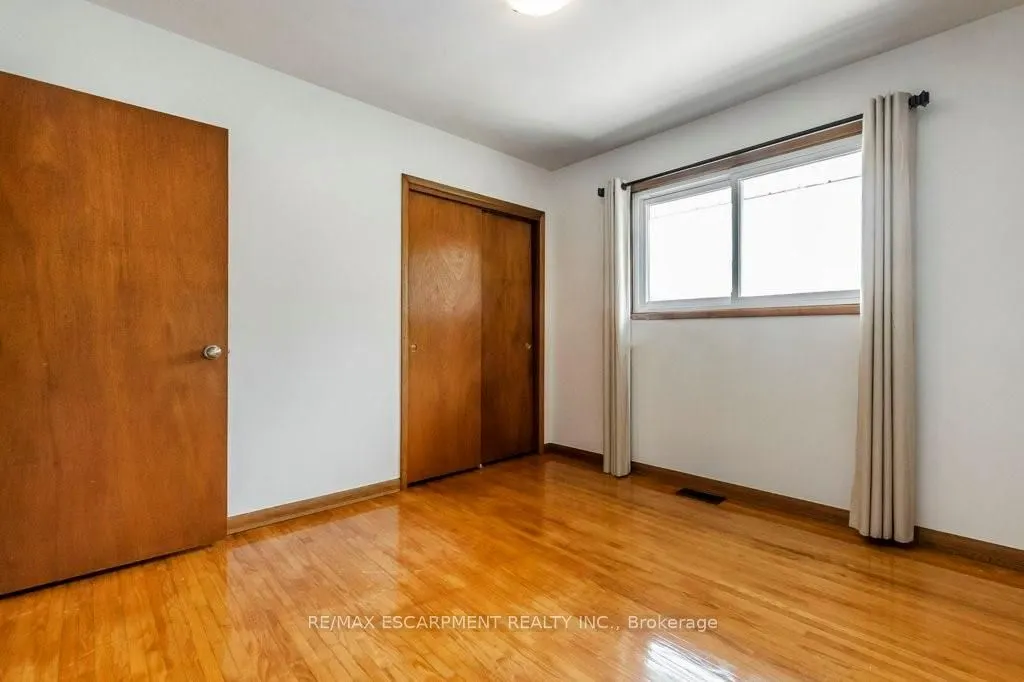 30 Terrace Avenue