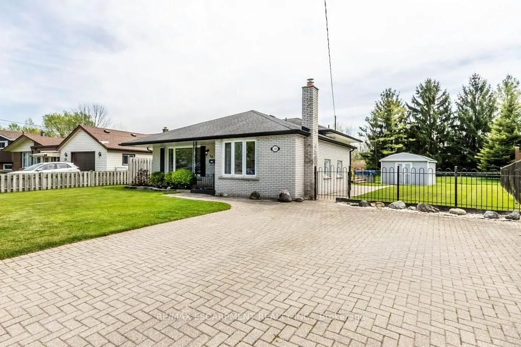 30 Terrace Avenue