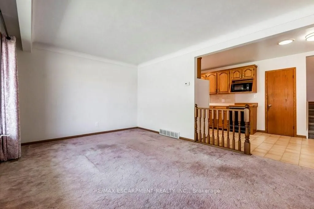 30 Terrace Avenue