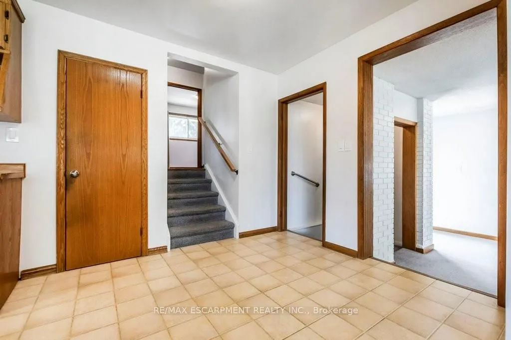 30 Terrace Avenue