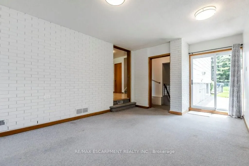 30 Terrace Avenue