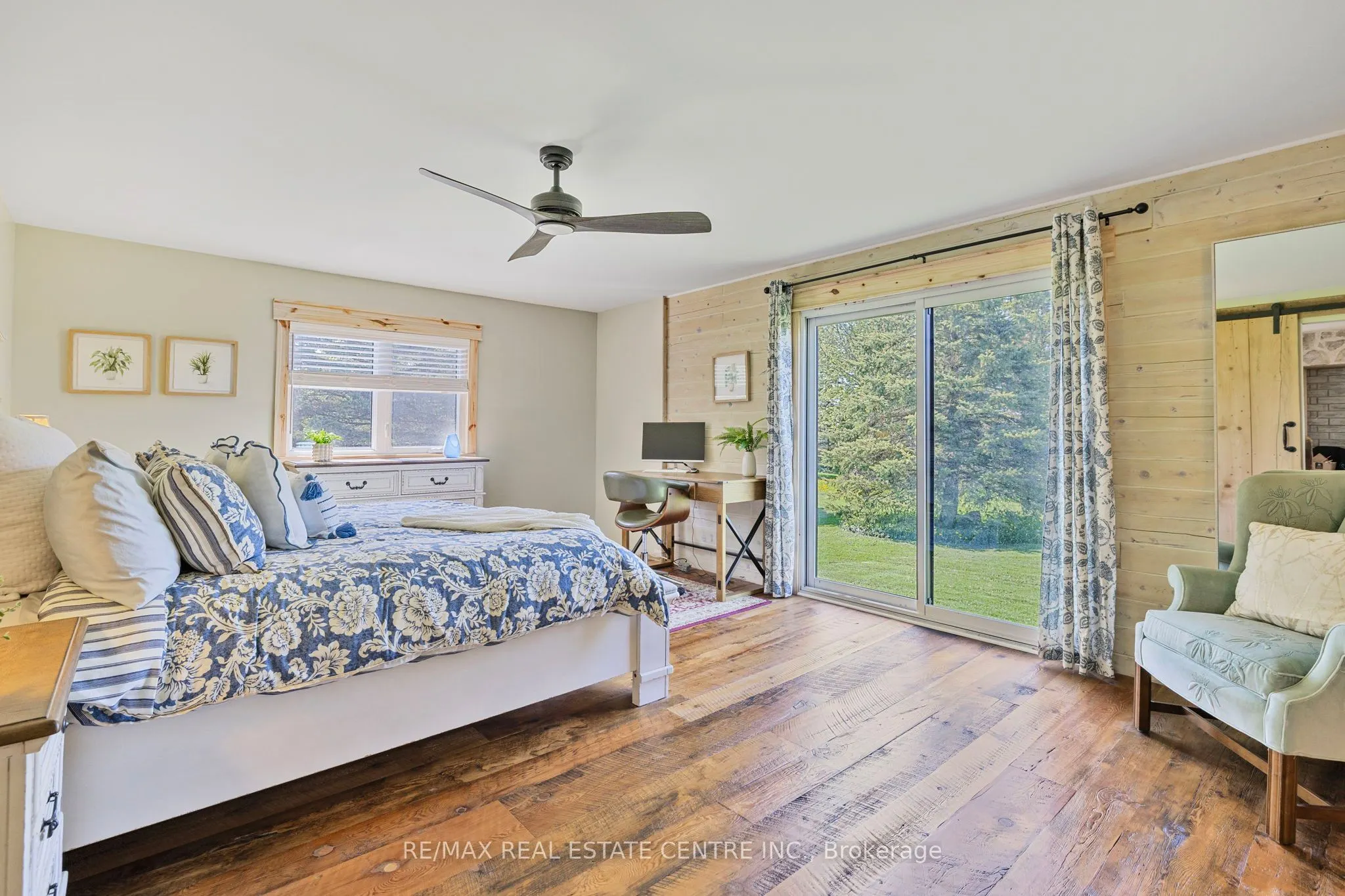 74019 24 - 25 Side Road