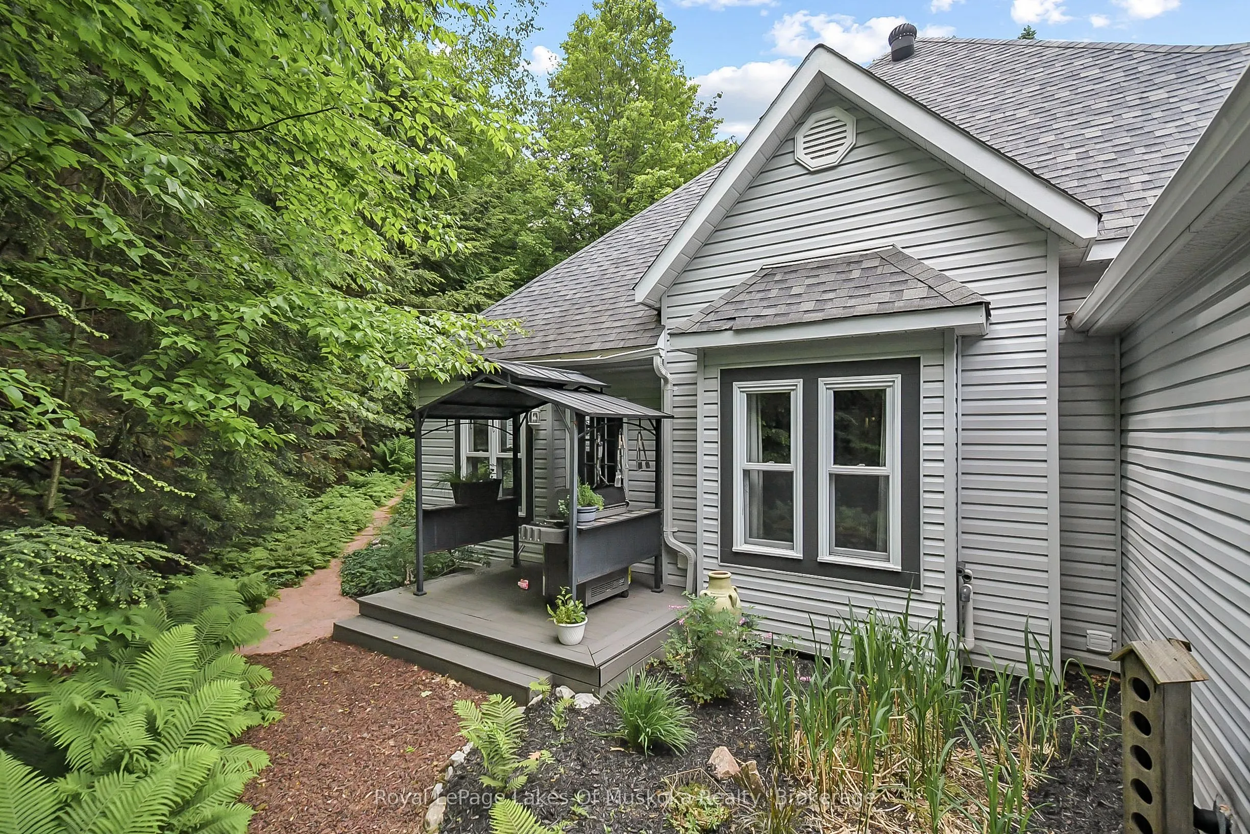 103 Southbank Drive