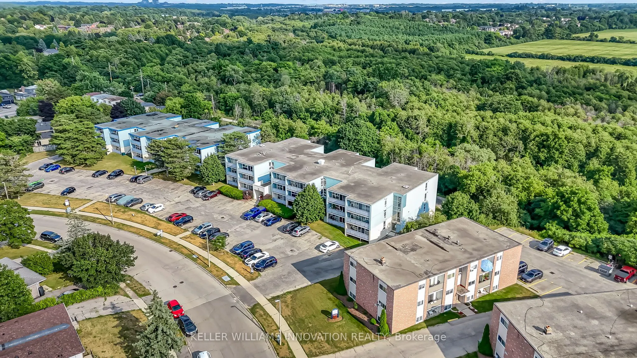91 Conroy Crescent, #307