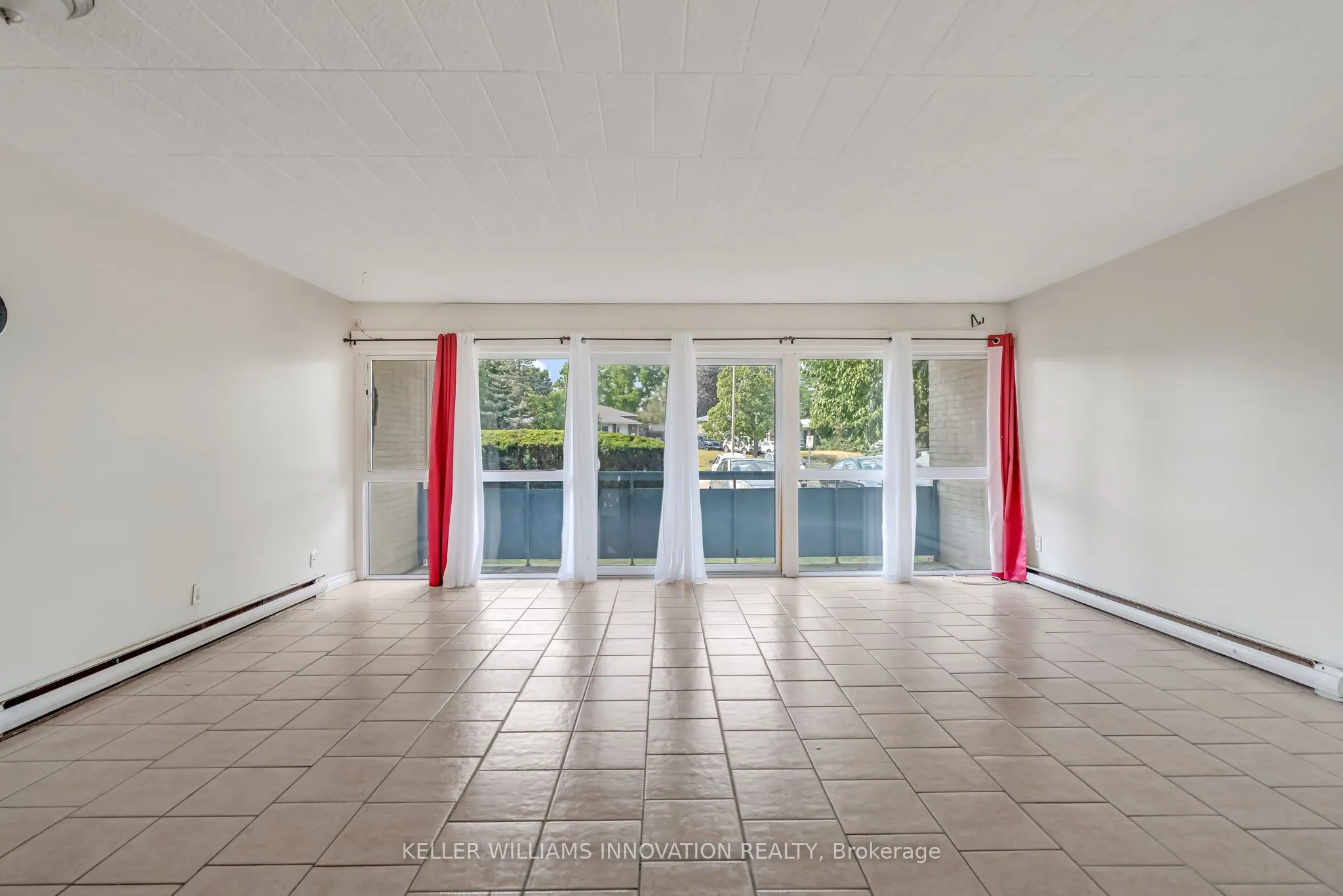 91 Conroy Crescent, #307
