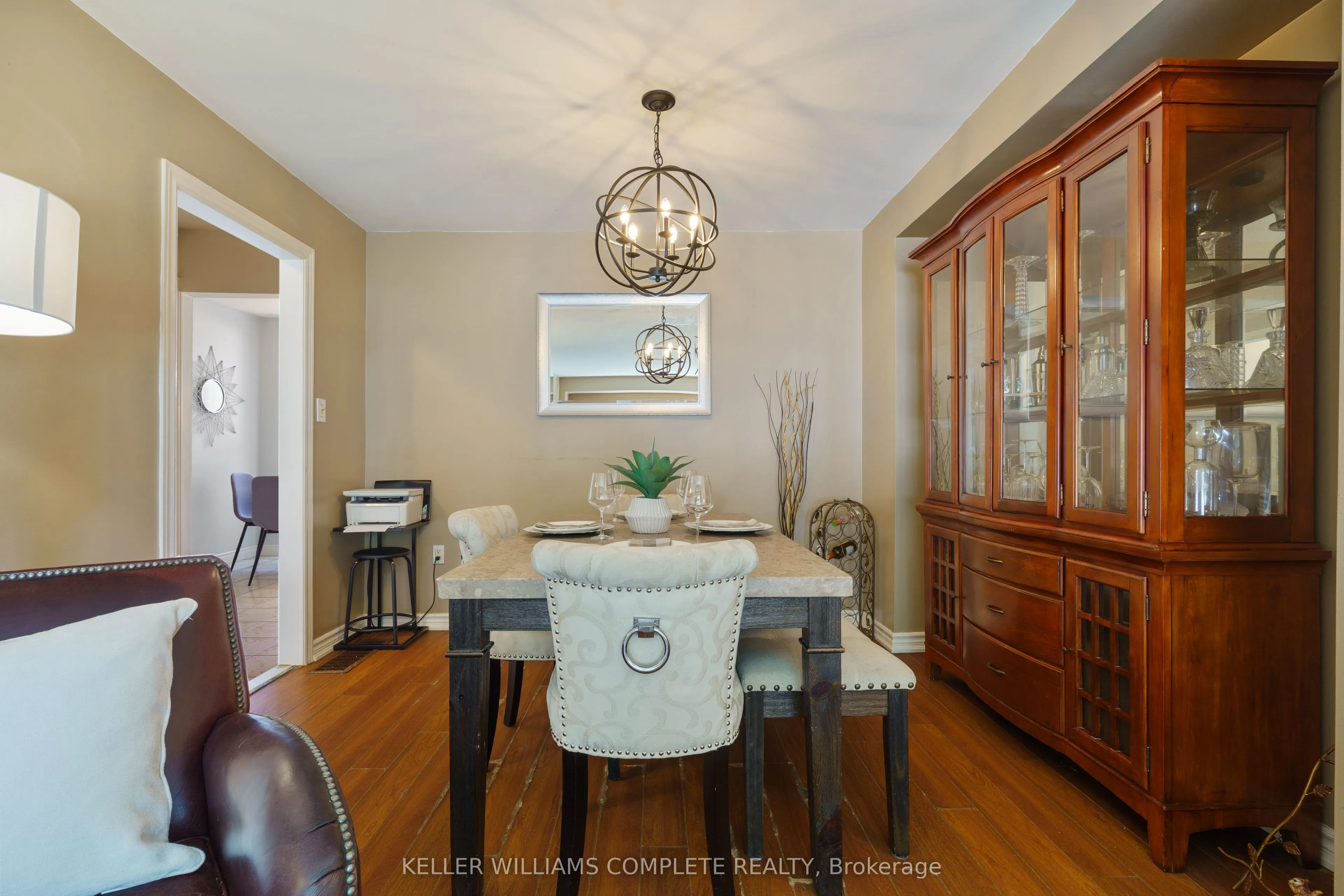 10 Glen Eden Court