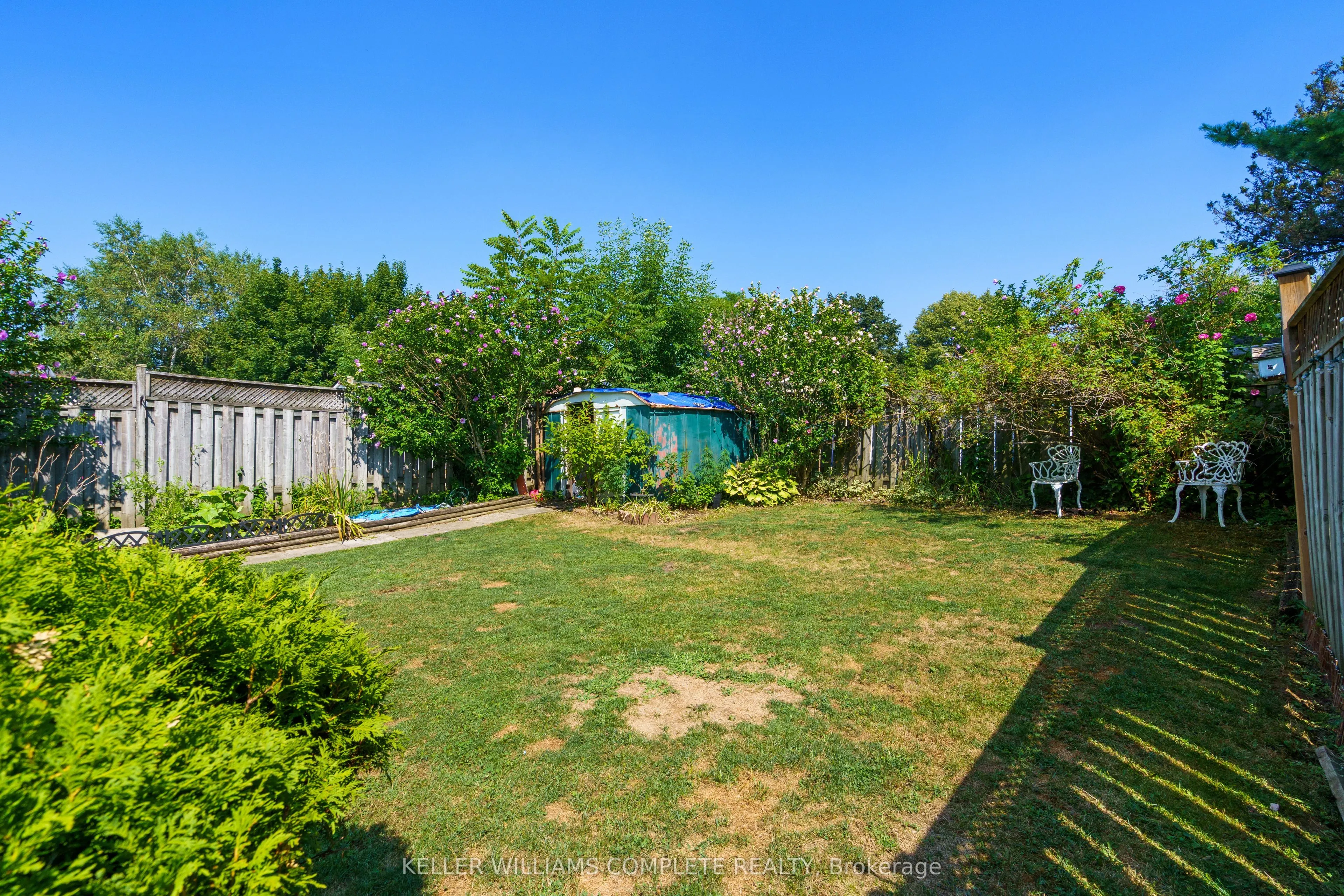10 Glen Eden Court