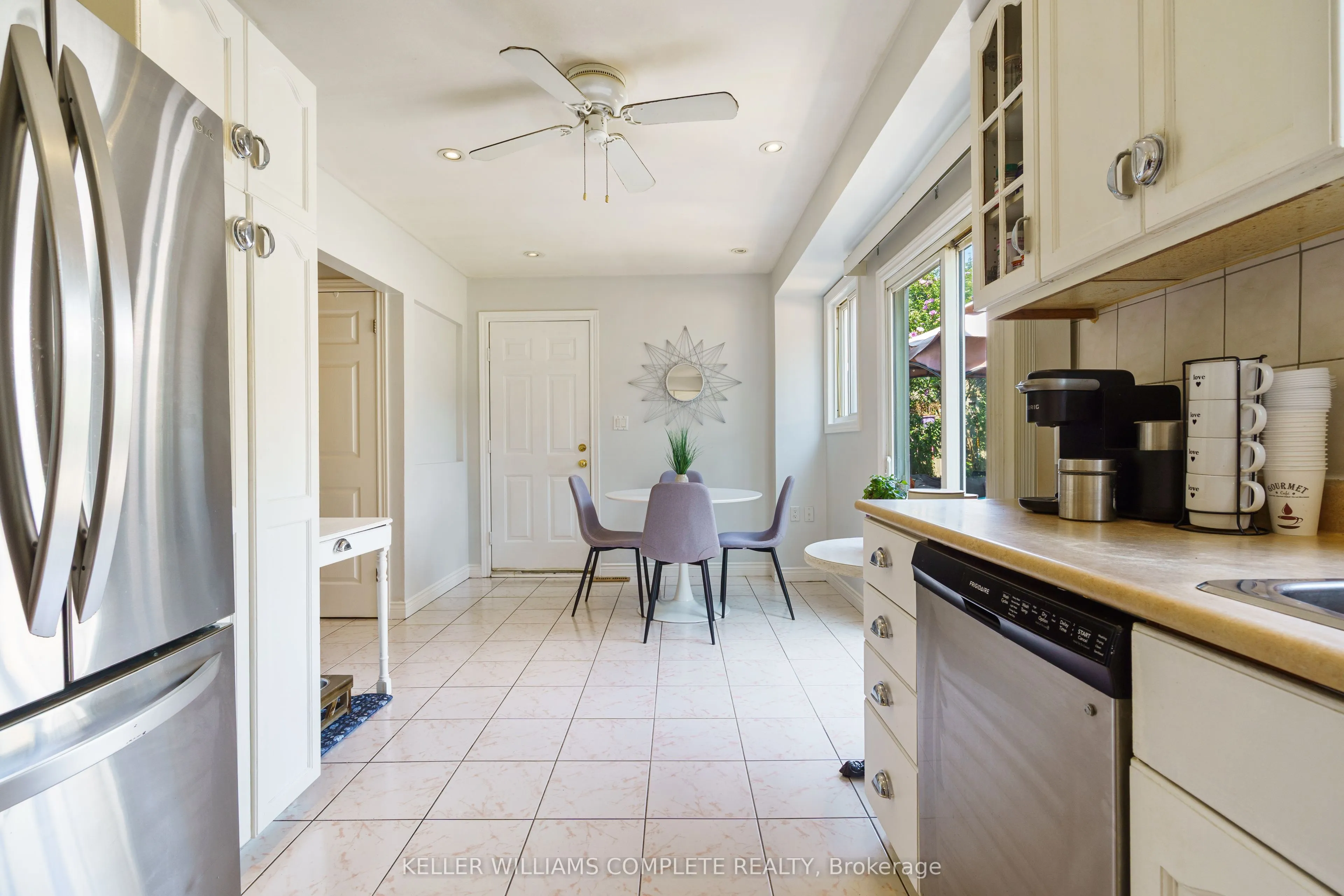 10 Glen Eden Court
