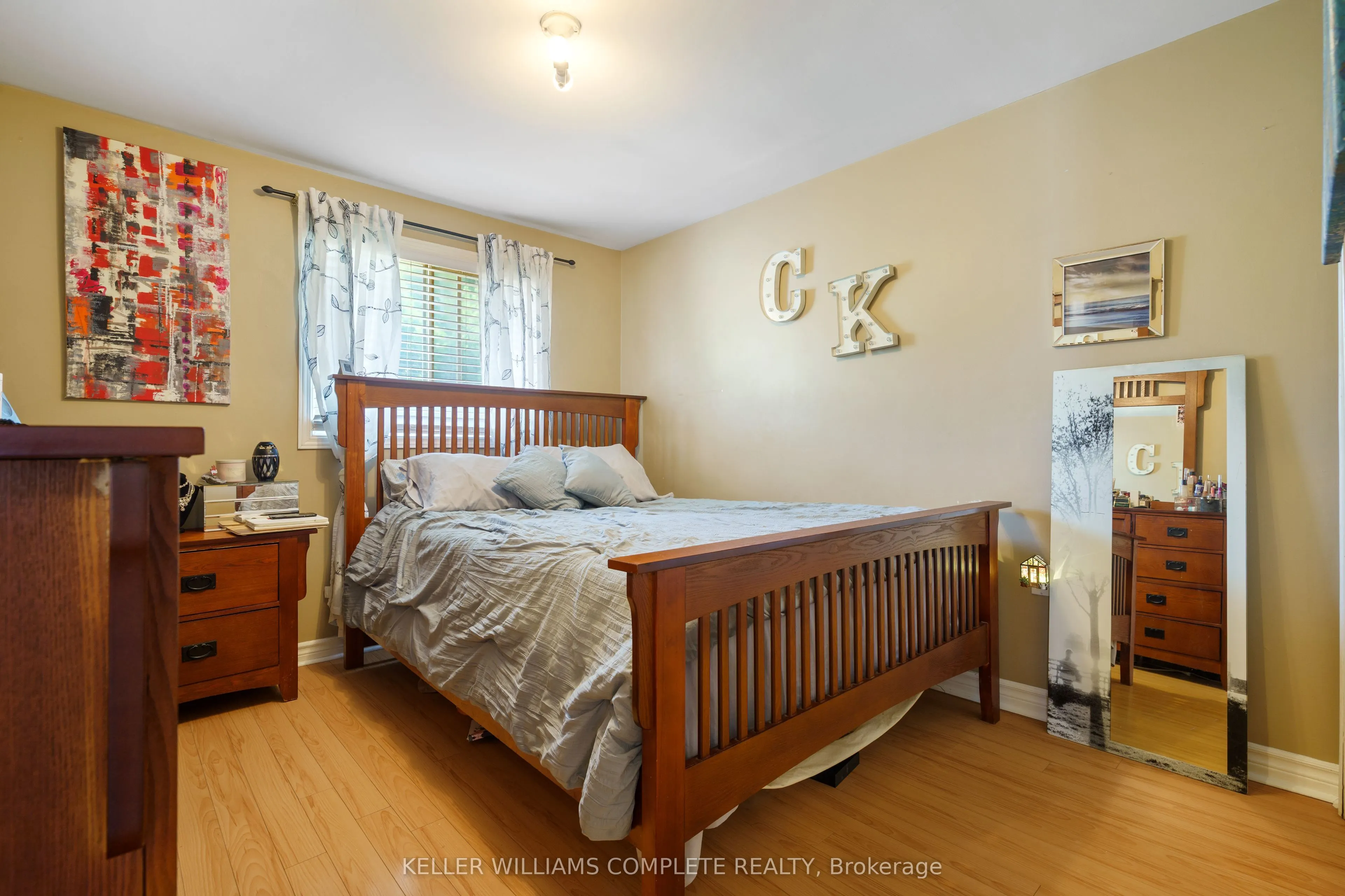 10 Glen Eden Court