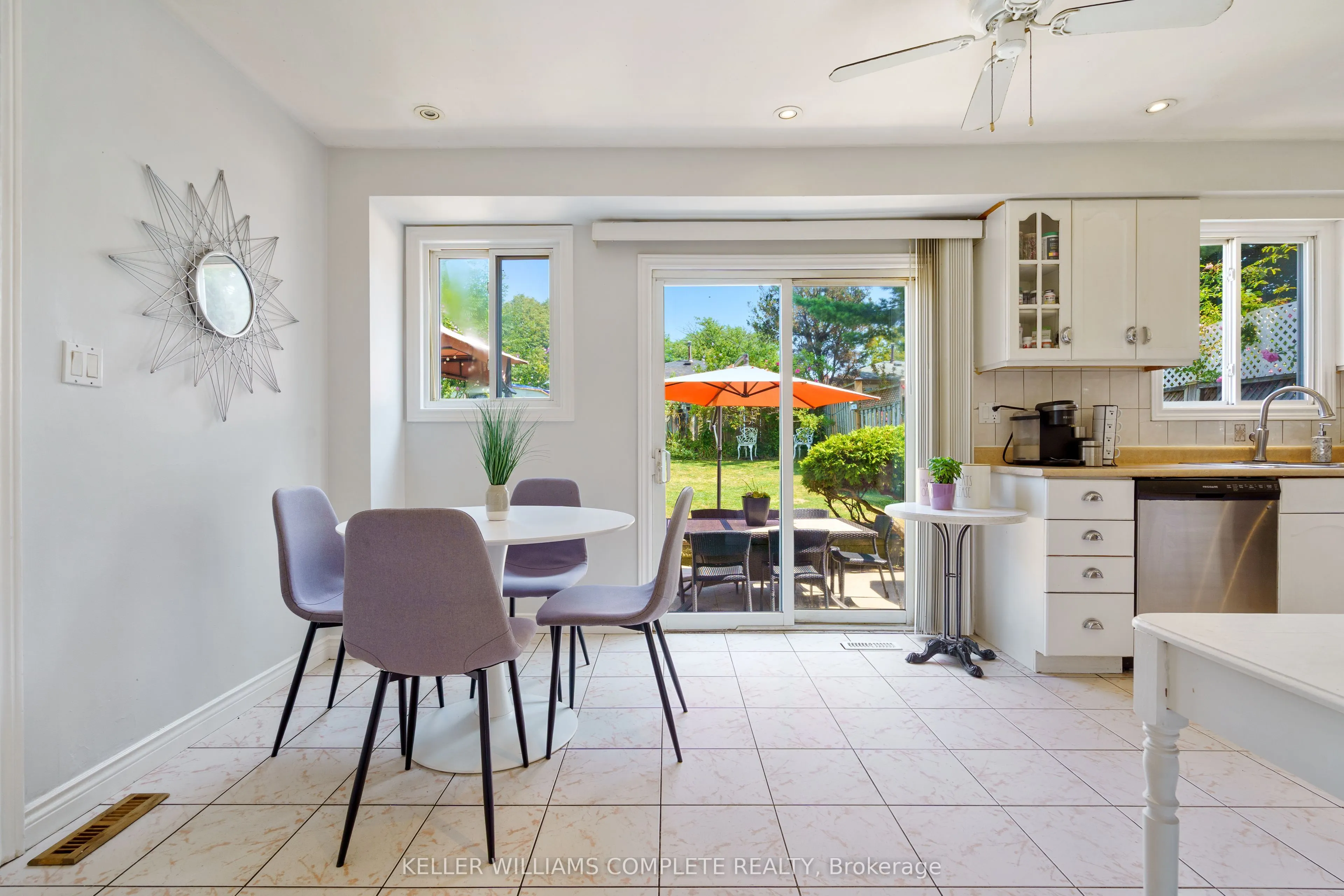 10 Glen Eden Court