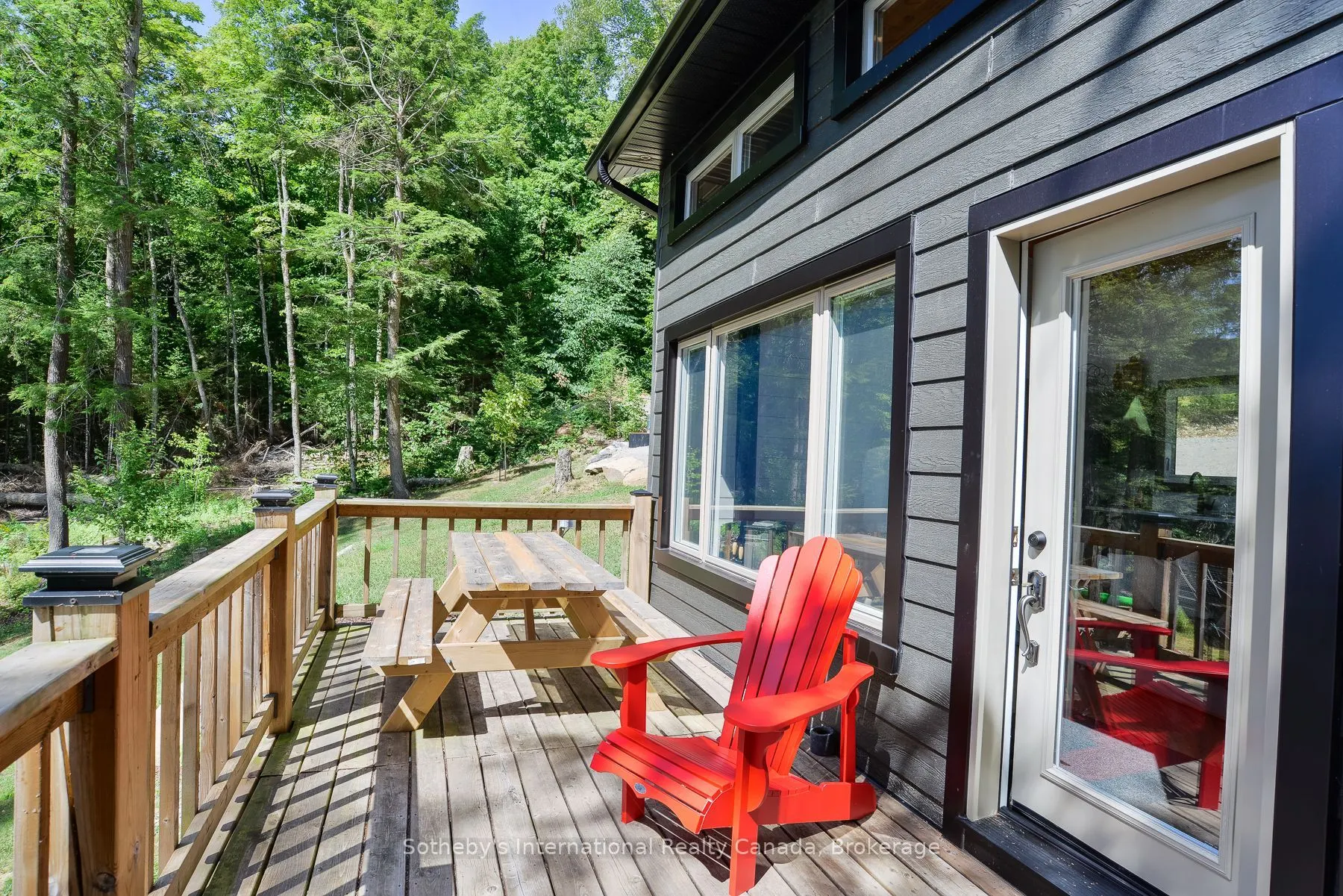 1211 Pluto Trail