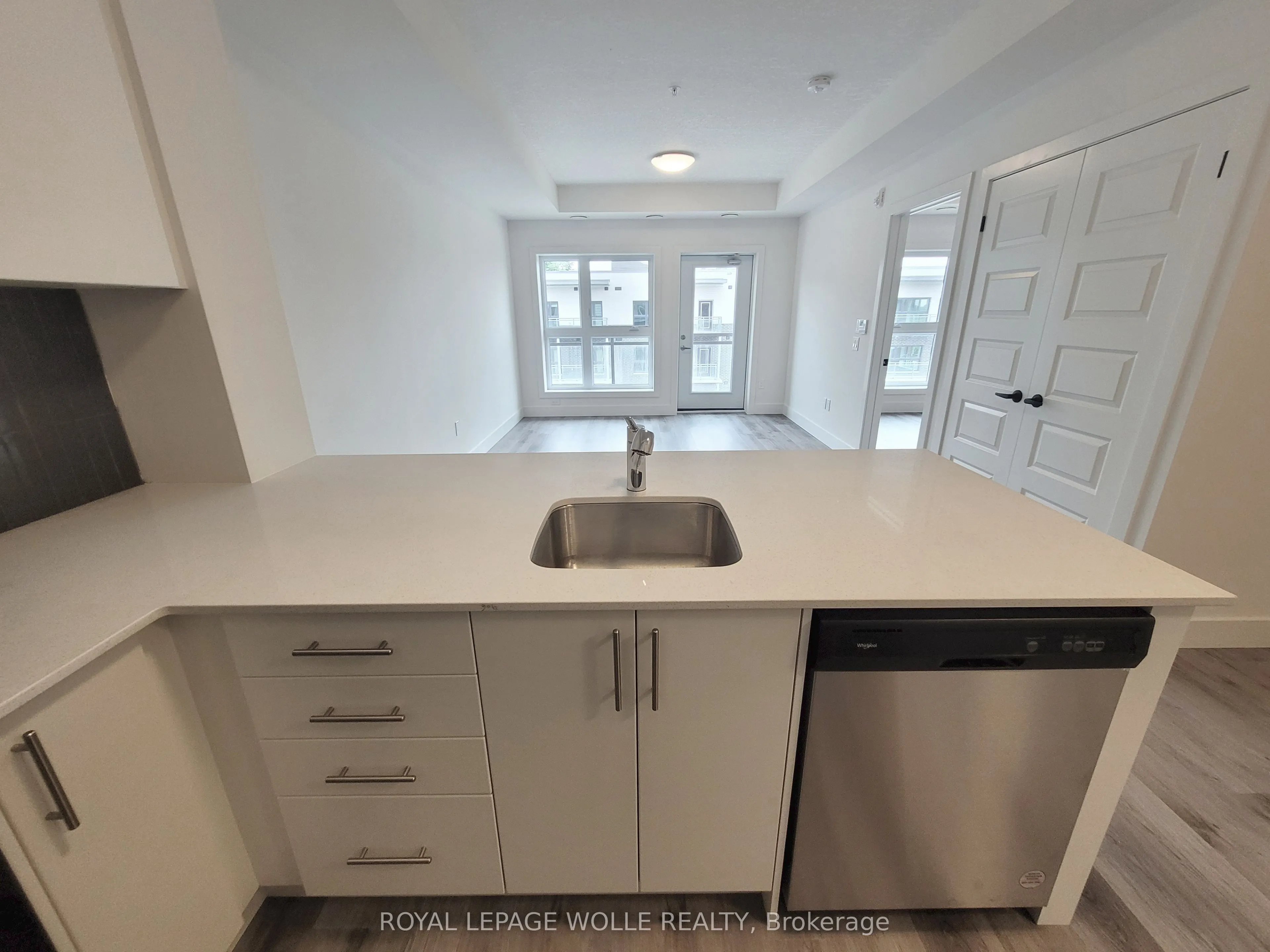 1101 Lackner Place, #406