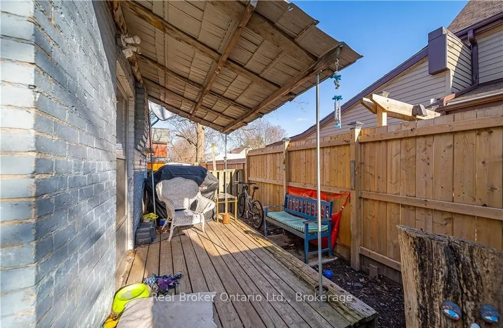 473 Colborne Street