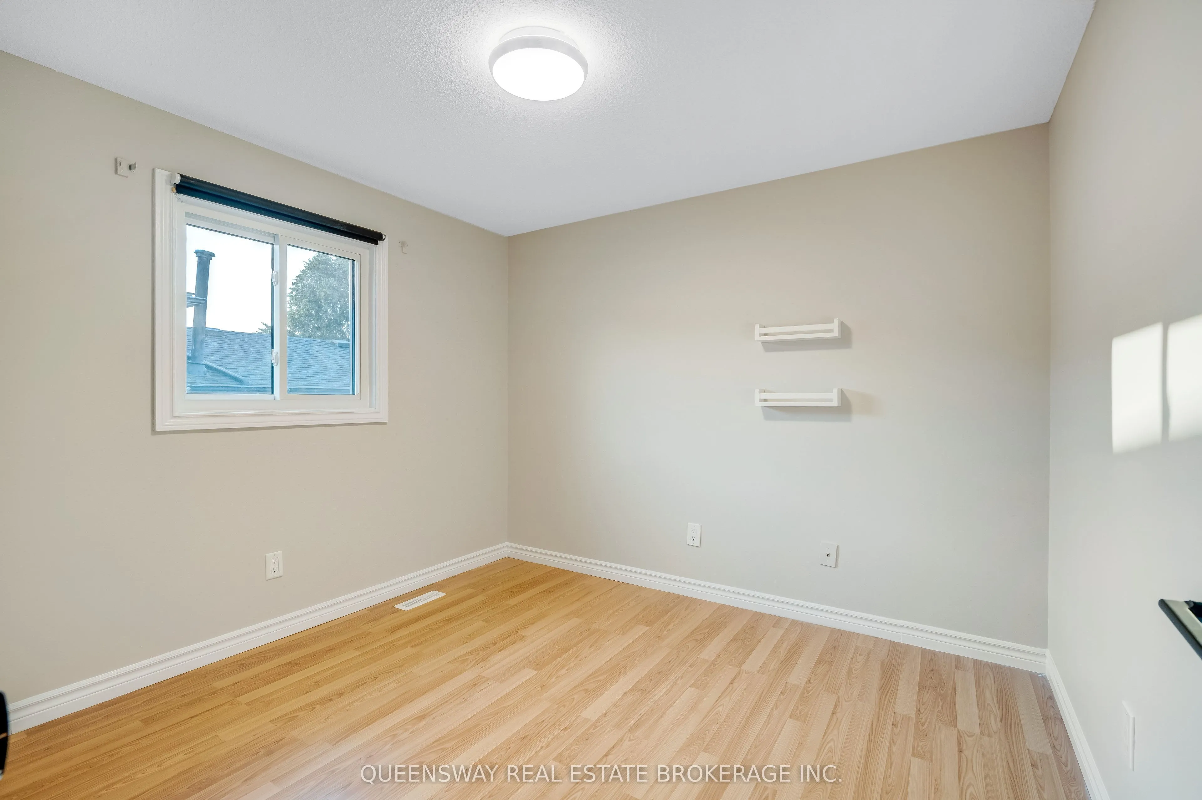 39 Garden Crescent