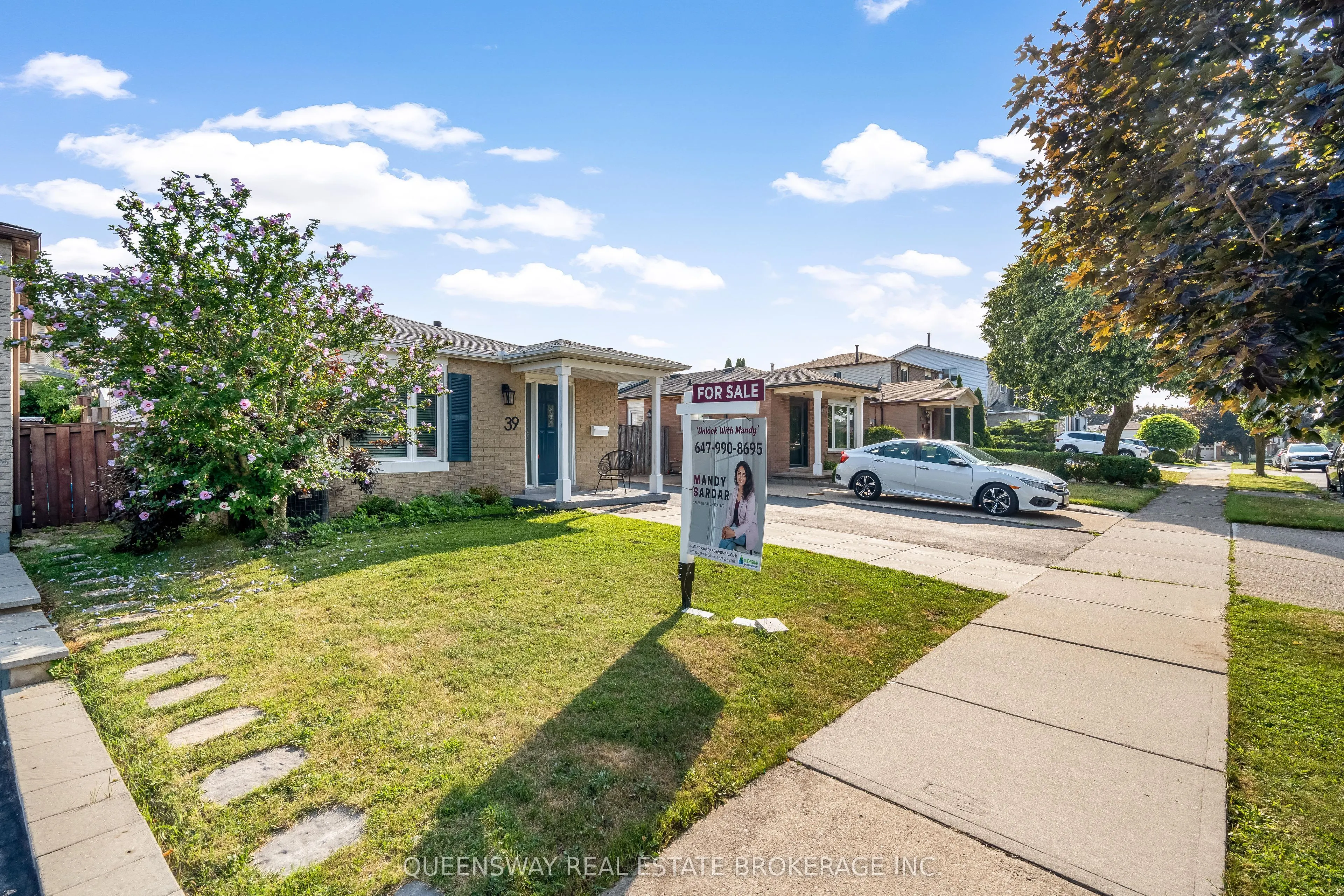 39 Garden Crescent