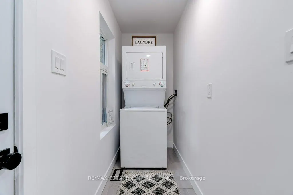 8 Whitfield Avenue