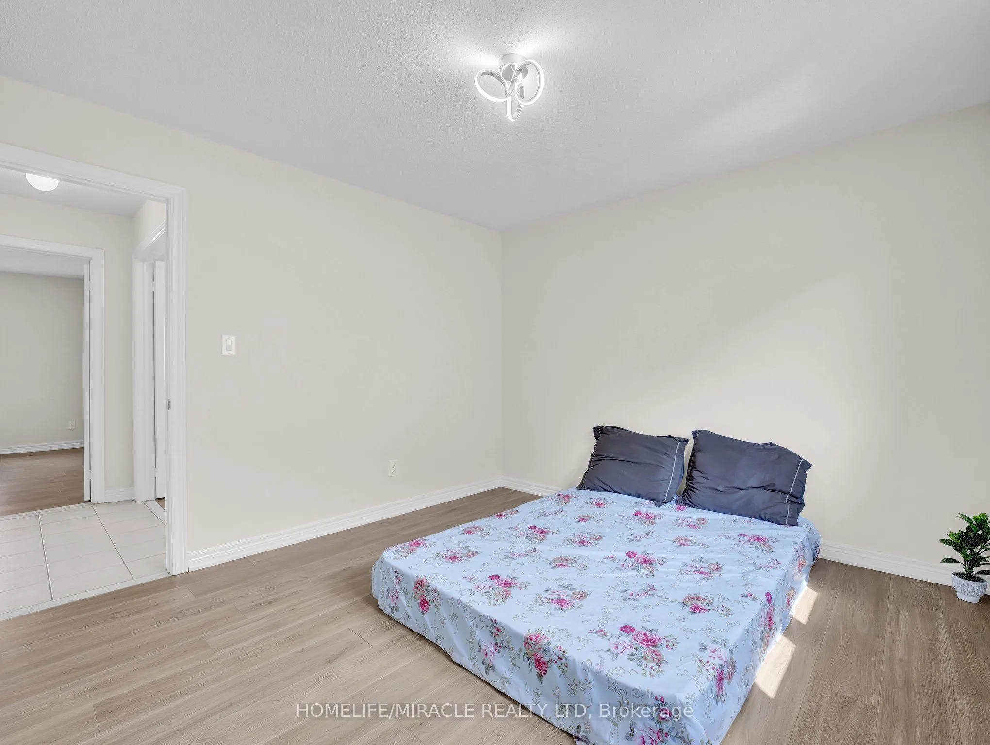 26 STEPHENSON Road