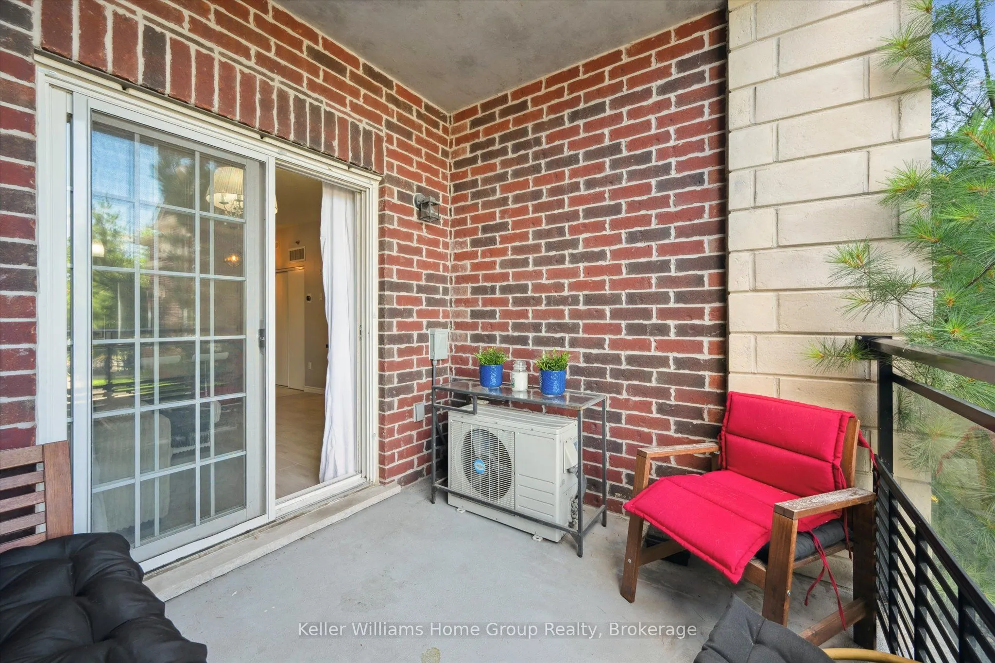1440 Gordon Street, #104
