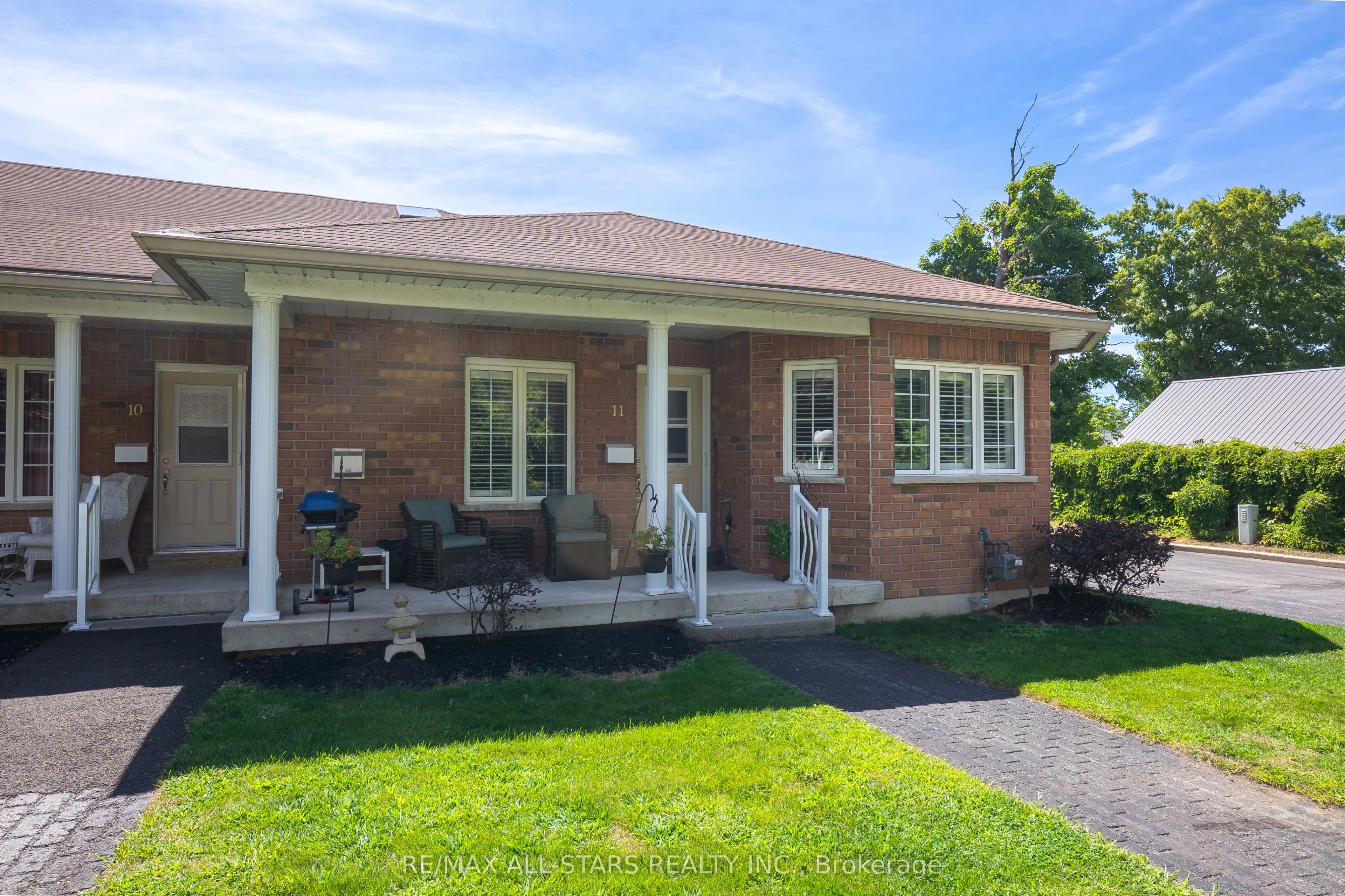 111 colborne Street, #11