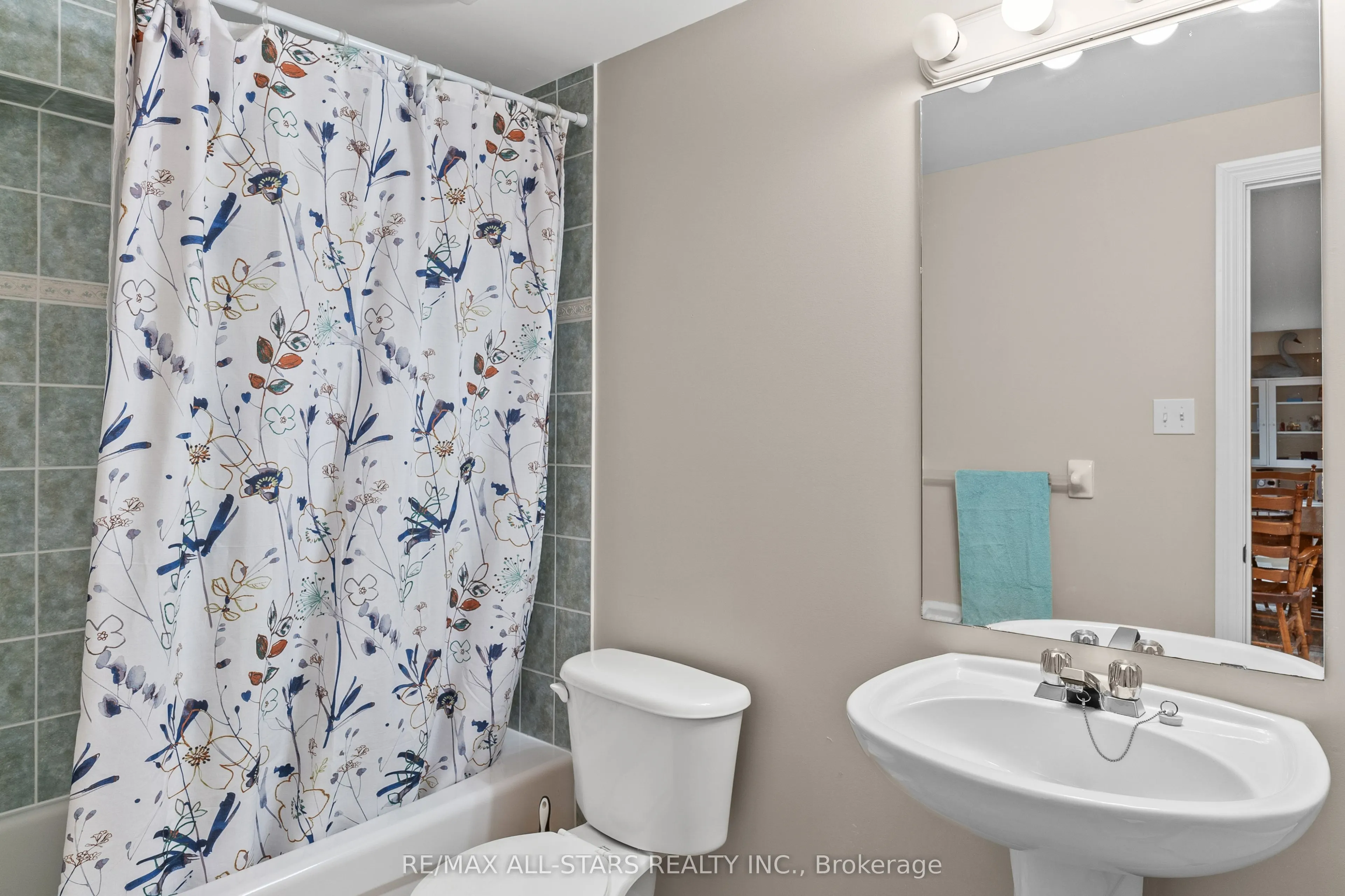 111 colborne Street, #11