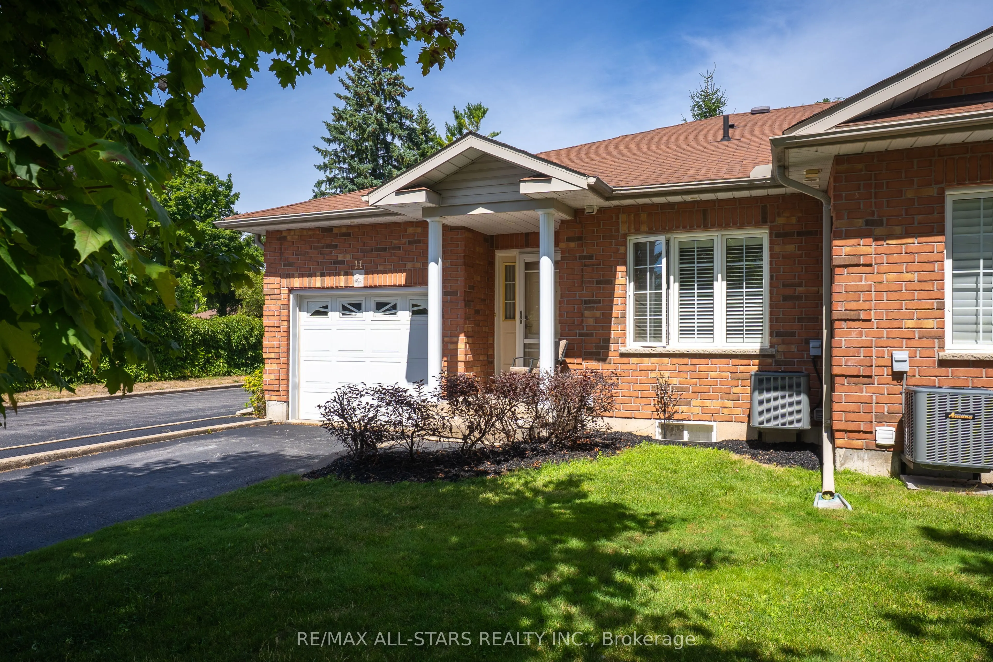 111 colborne Street, #11