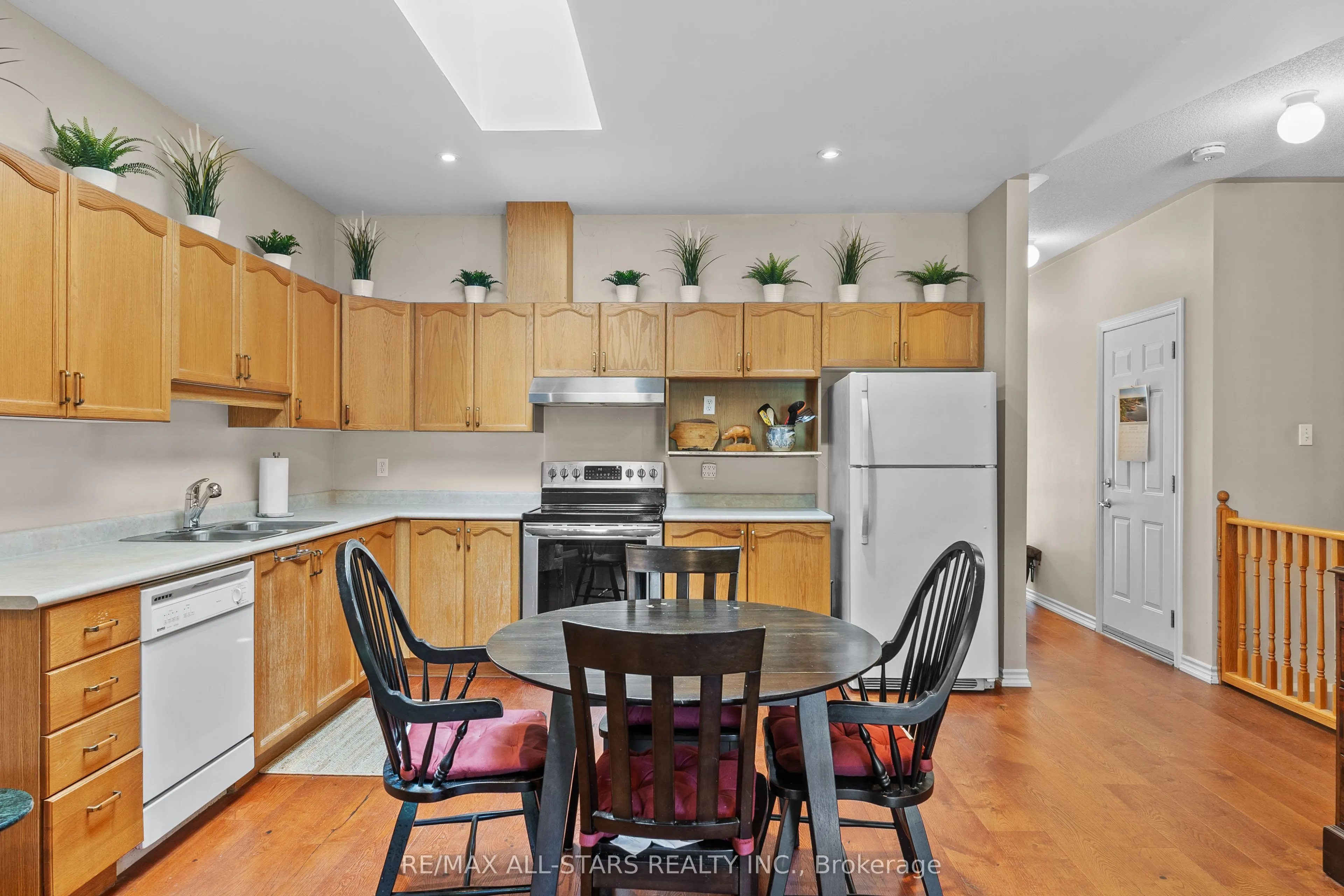 111 colborne Street, #11