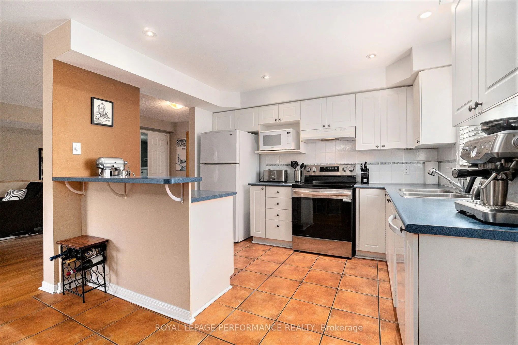 4492 Harper Avenue, #1