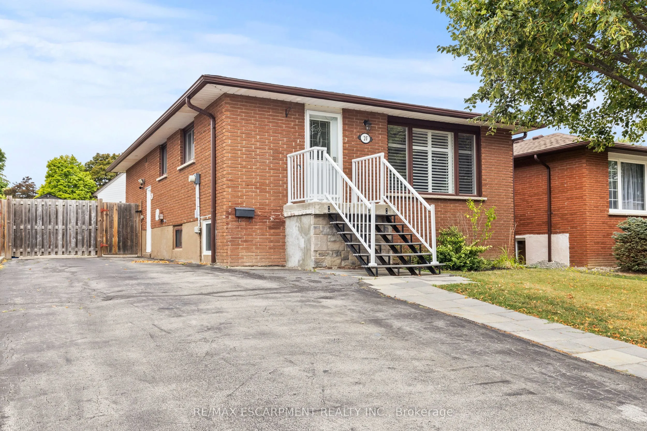 20 Leduc Street