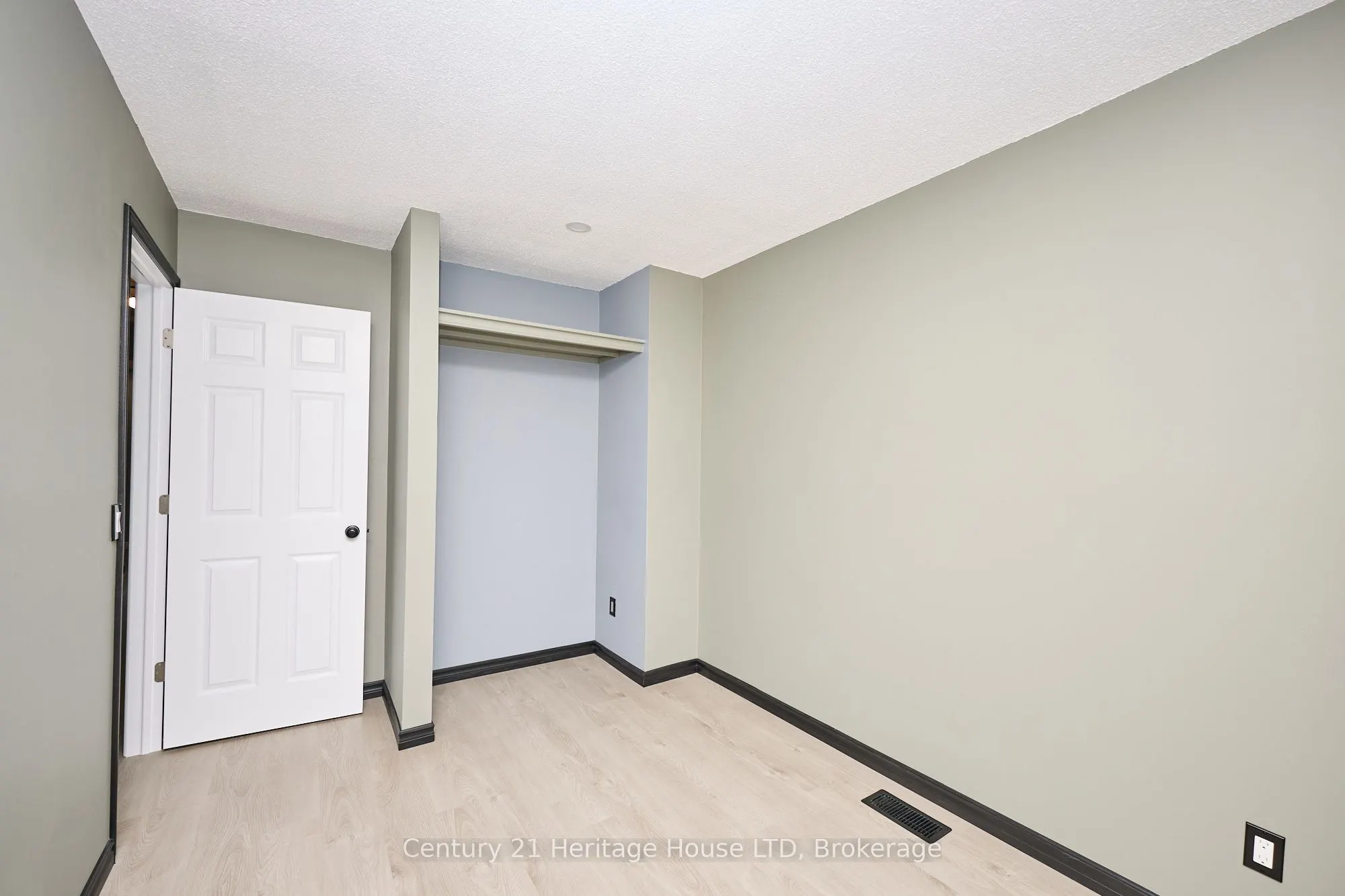 36 Dodds Court Court