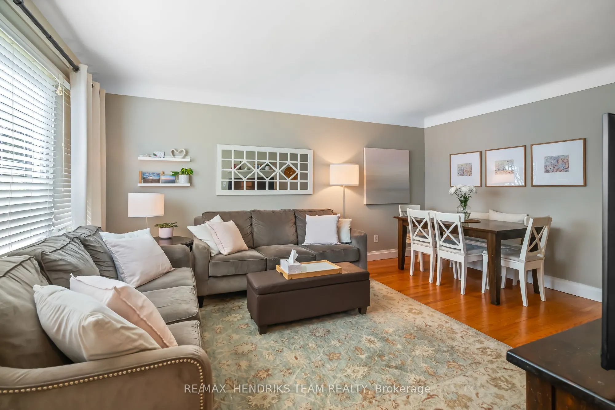 53 Dunkeld Avenue