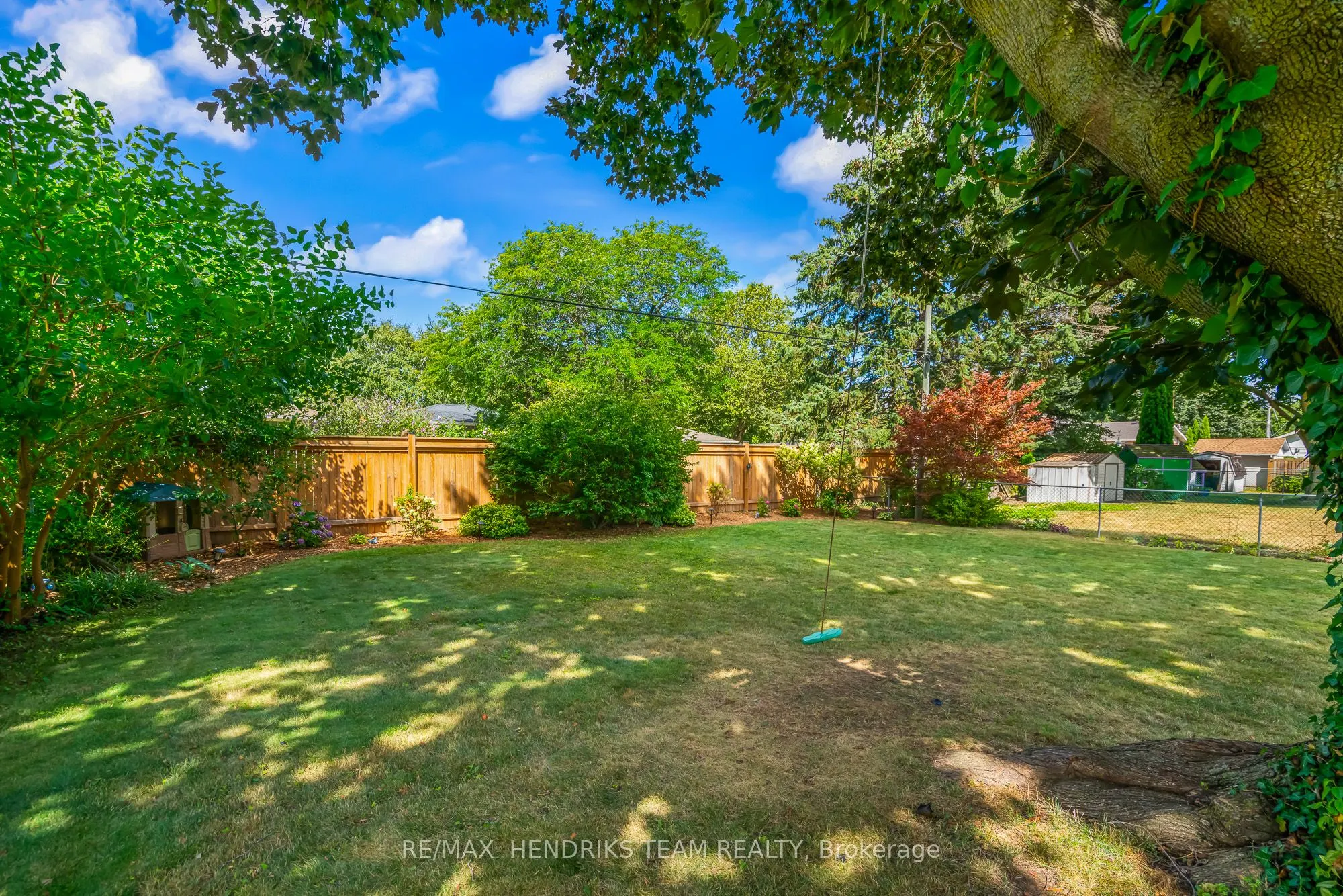 53 Dunkeld Avenue